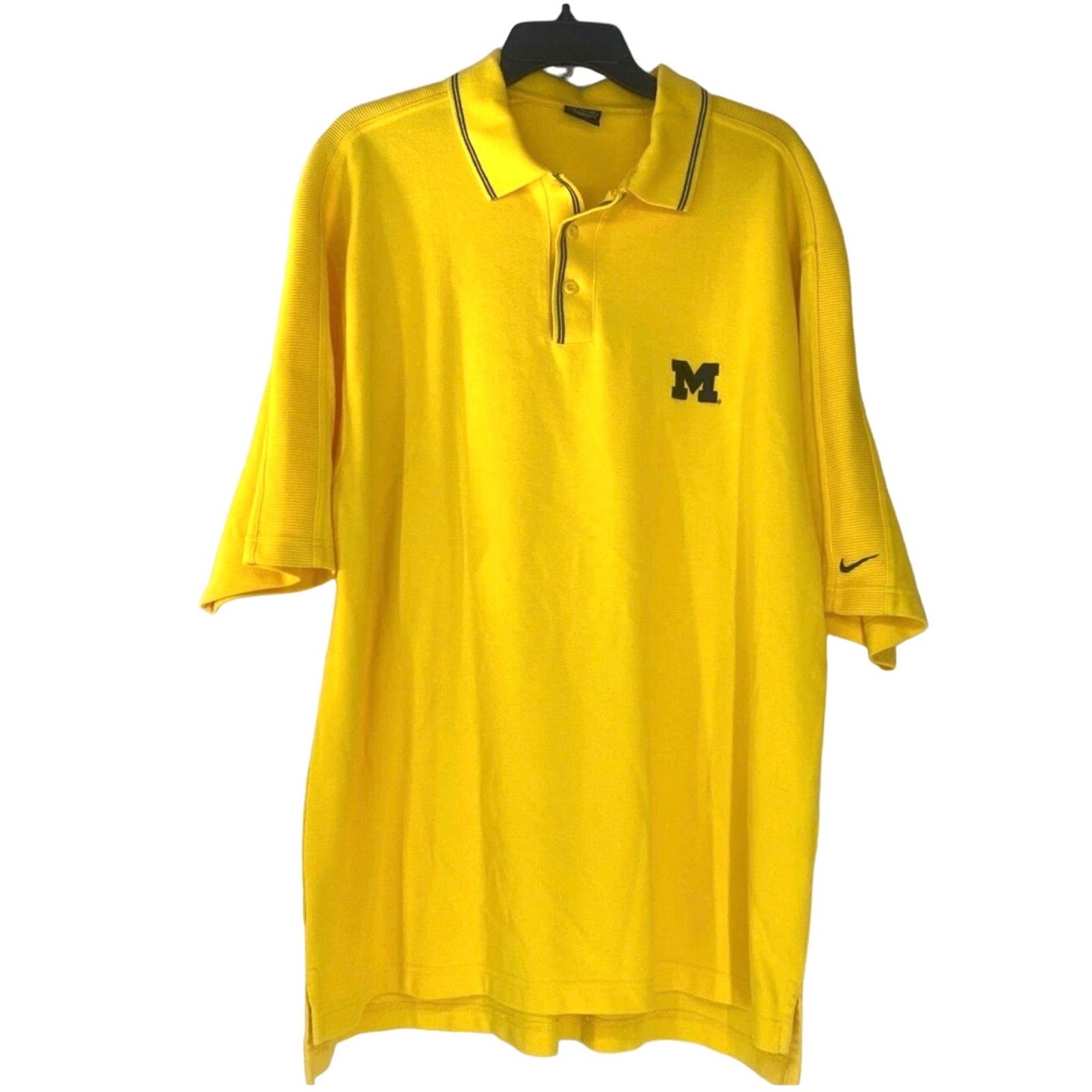 Nike NIKE Team UM Michigan maize Golf Polo men sz XL Size US XL / EU 56 / 4 - 1 Thumbnail