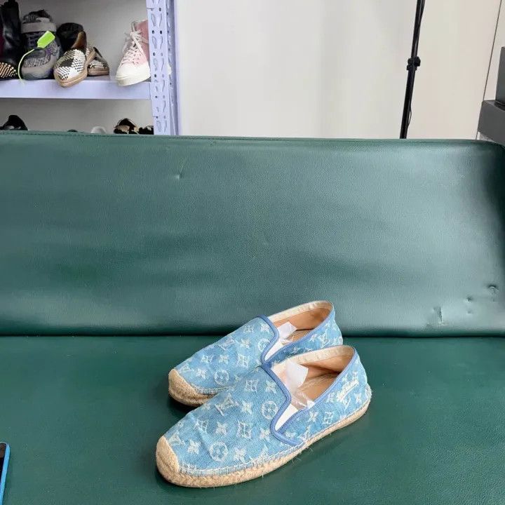 LOUISVUITTON　ルイヴィトン　ホノルルライン　サンダル　サイズ9 Louis Vuitton × Virgil Abloh Louis Vuitton Honolulu Slides