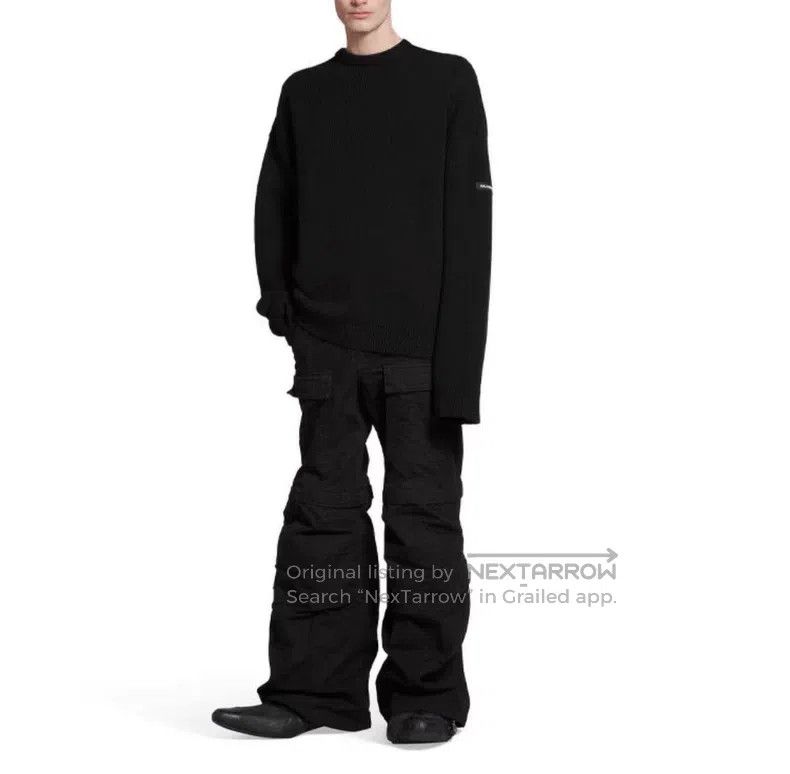 Balenciaga Balenciaga Solid color round neck long-sleeved knitted swe Size US L / EU 52-54 / 3 - 6 Thumbnail