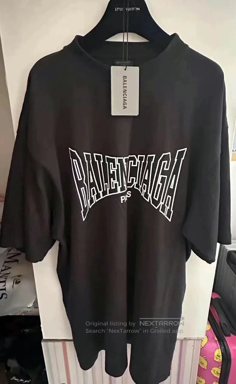 Balenciaga Balenciaga Black Cracked Design Letter Short Sleeve XS Siz Size US XS / EU 42 / 0 - 1 Thumbnail