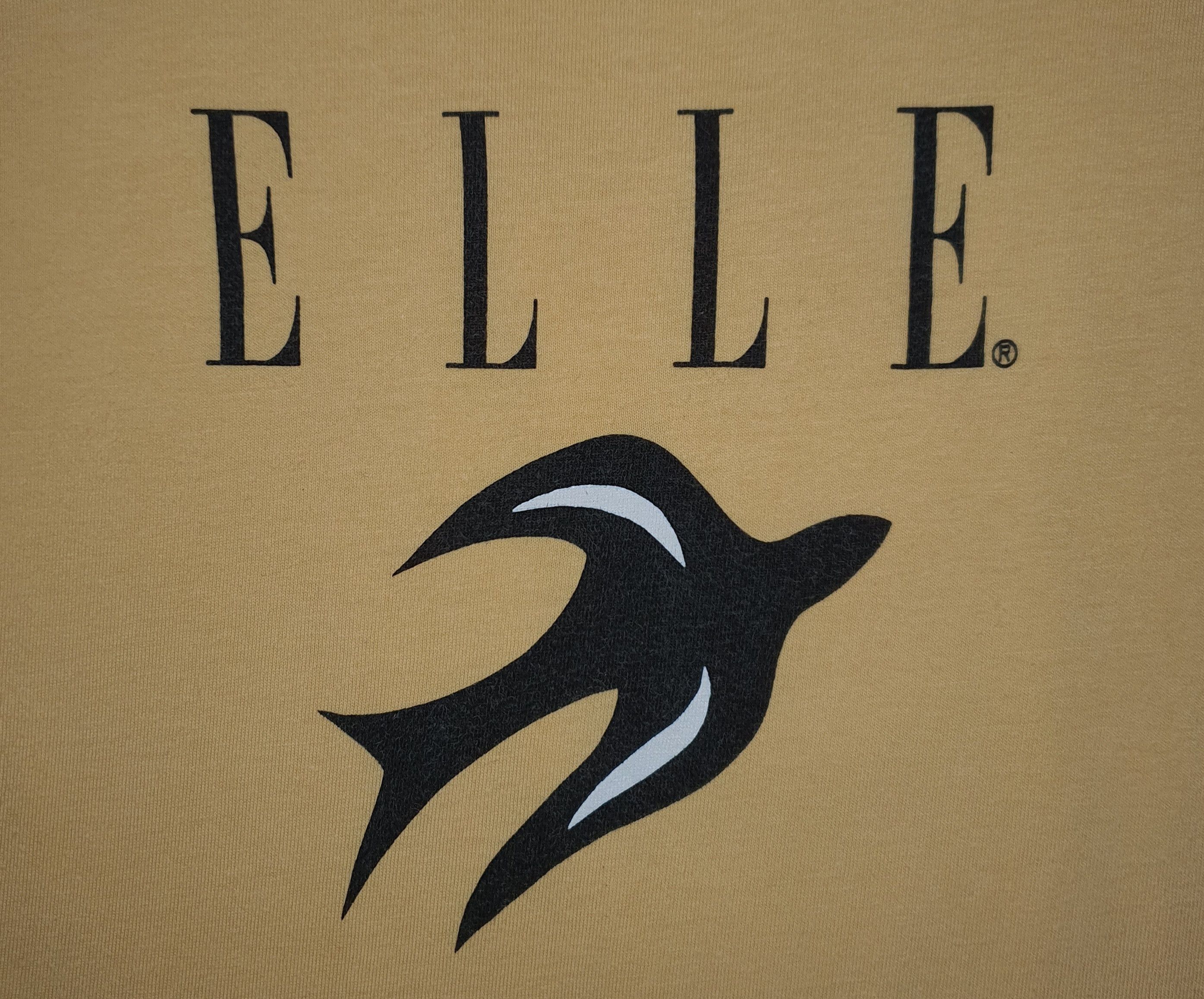 Vintage Vintage 90s ELLE Paris T shirt size Medium Size US M / EU 48-50 / 2 - 6 Thumbnail