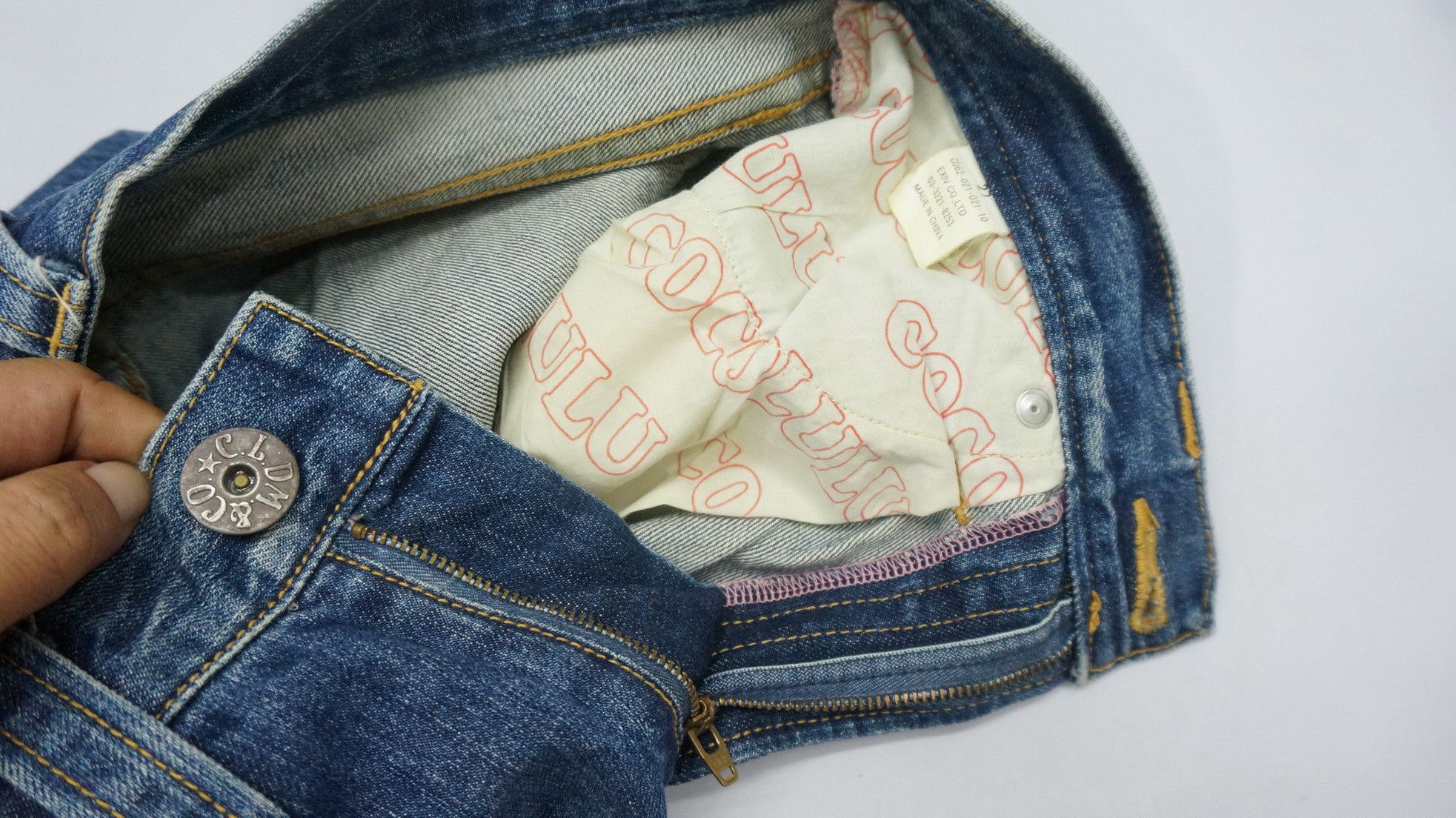 Designer Japan COCOLULU Spell Out Blue Jeans Size US 30 / EU 46 - 12 Thumbnail