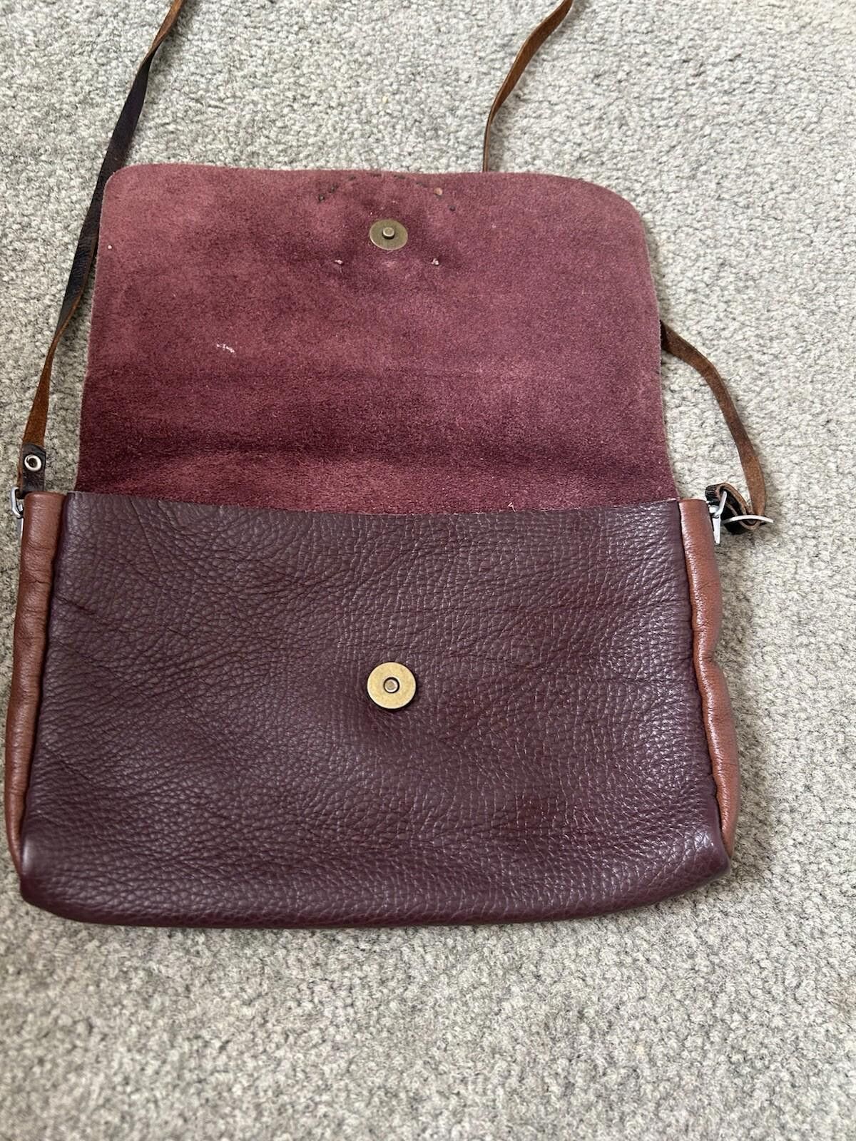 The Unbranded Brand Leather Travel Shoulder Bag Bead Buckle Hippie Boho Vintage Size ONE SIZE - 7 Thumbnail