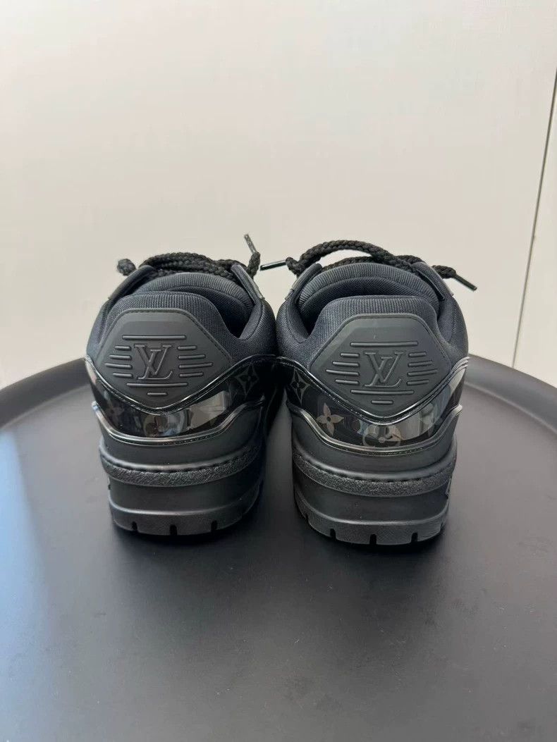Louis Vuitton Louis Vuitton Presbyopic puddings sneakers Size US 9 / EU 42 - 4 Thumbnail