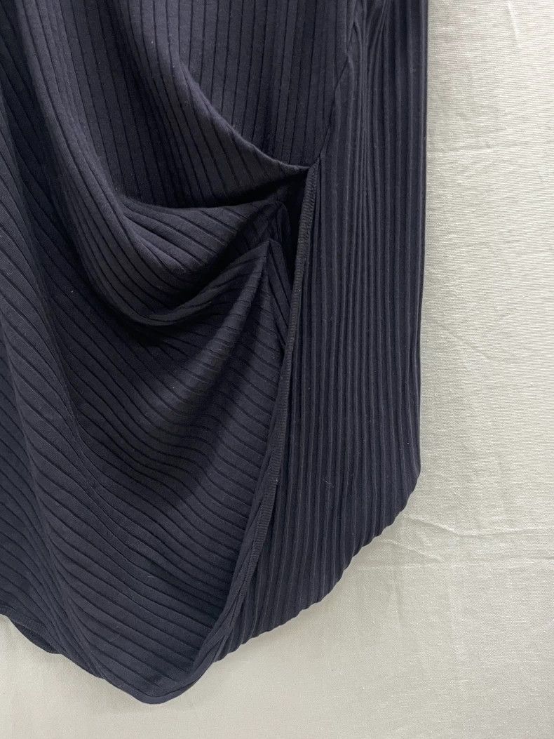 Dries Van Noten dries van notenPleated vest 2506-Nextarrow Size S / US 4 / IT 40 - 2 Thumbnail
