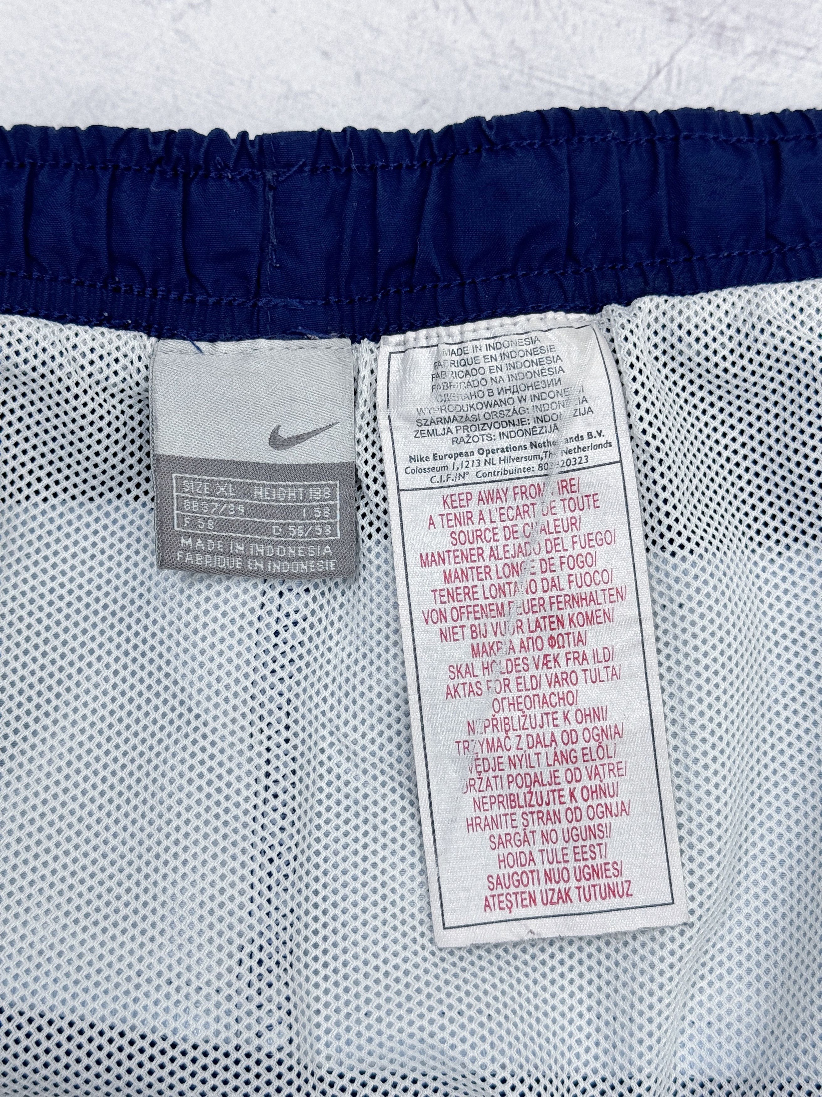 Nike × Vintage Vintage Nike Shorts Swoosh Logo Dark Blue Size US 36 / EU 52 - 9 Thumbnail