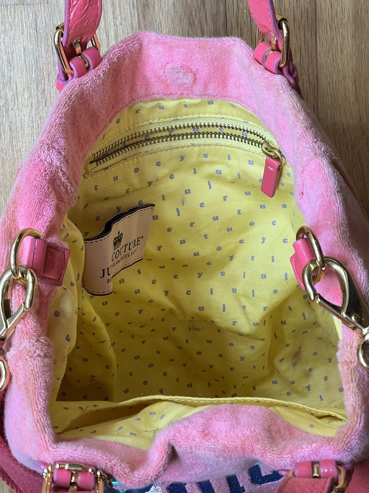 Juicy Couture ON HOLD Juicy Couture Smile For Juicy Pink Terrycloth Bag Size ONE SIZE - 3 Thumbnail