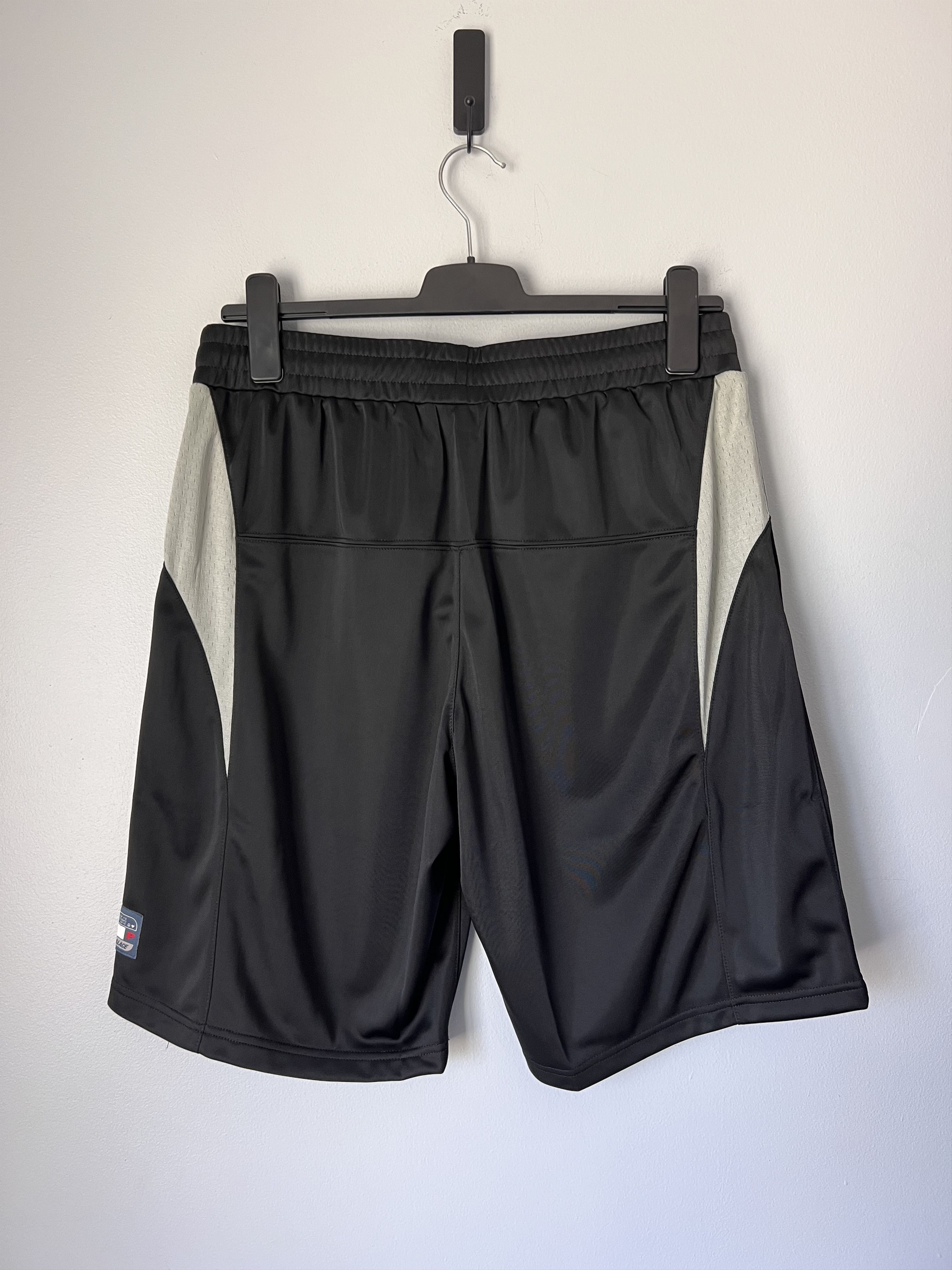 Palace Palace Mesh Team Shorts in Black Size US 34 / EU 50 - 5 Thumbnail