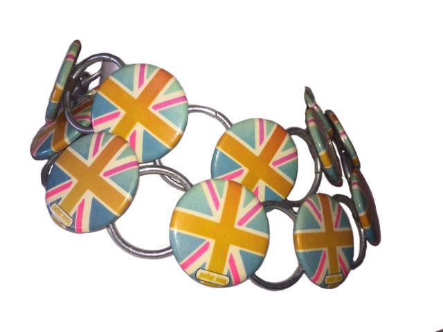Designer Runway Peter Max Pastel British Flag Button Necklace Belt Size ONE SIZE - 4 Thumbnail
