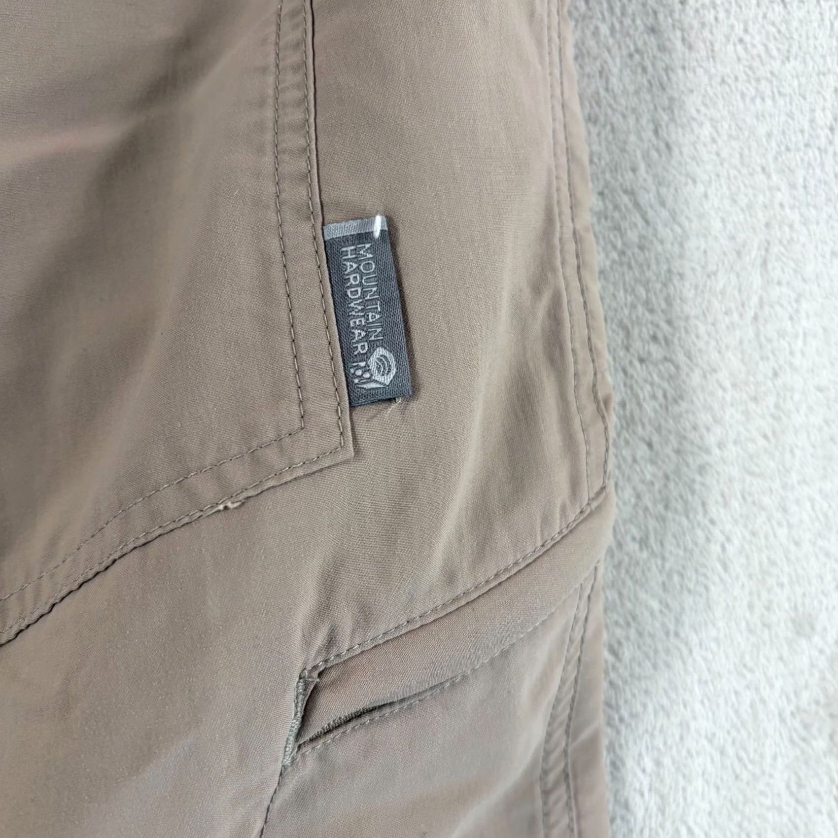 Mountain Hardwear VINTAGE Mountain Hardwear Convertible Cargo Pants in Brown Mens 36x31 Hike Size US 36 / EU 52 - 4 Thumbnail