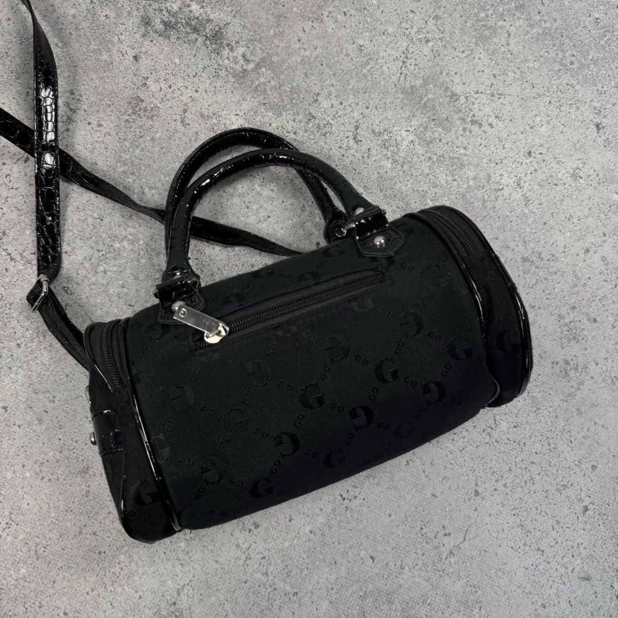 Guess × Vintage Vintage Guess Style Y2K 00s Monogram Baguette Shoulder Bag Size ONE SIZE - 8 Thumbnail