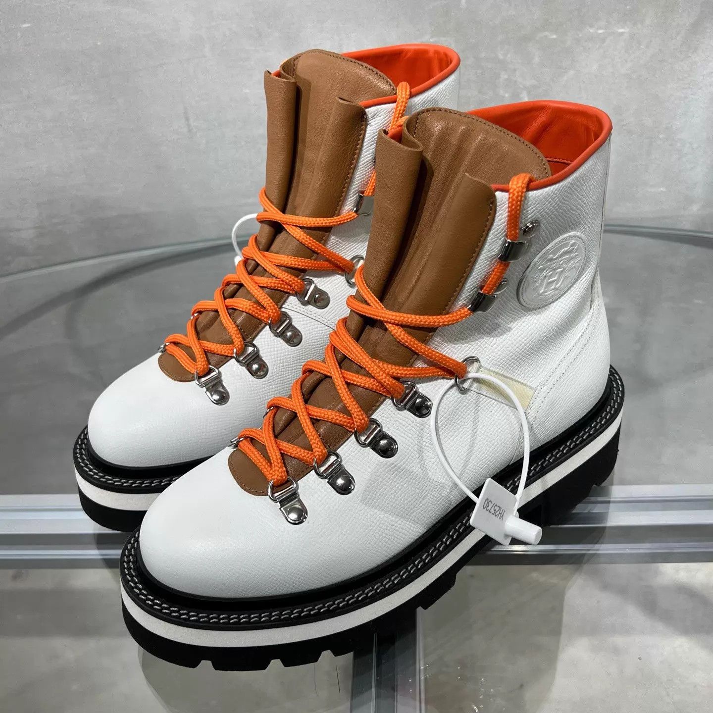 Hermes Hermes casual mid-calf boots white orange size 36 Size US 5.5 / IT 35.5 - 2 Thumbnail