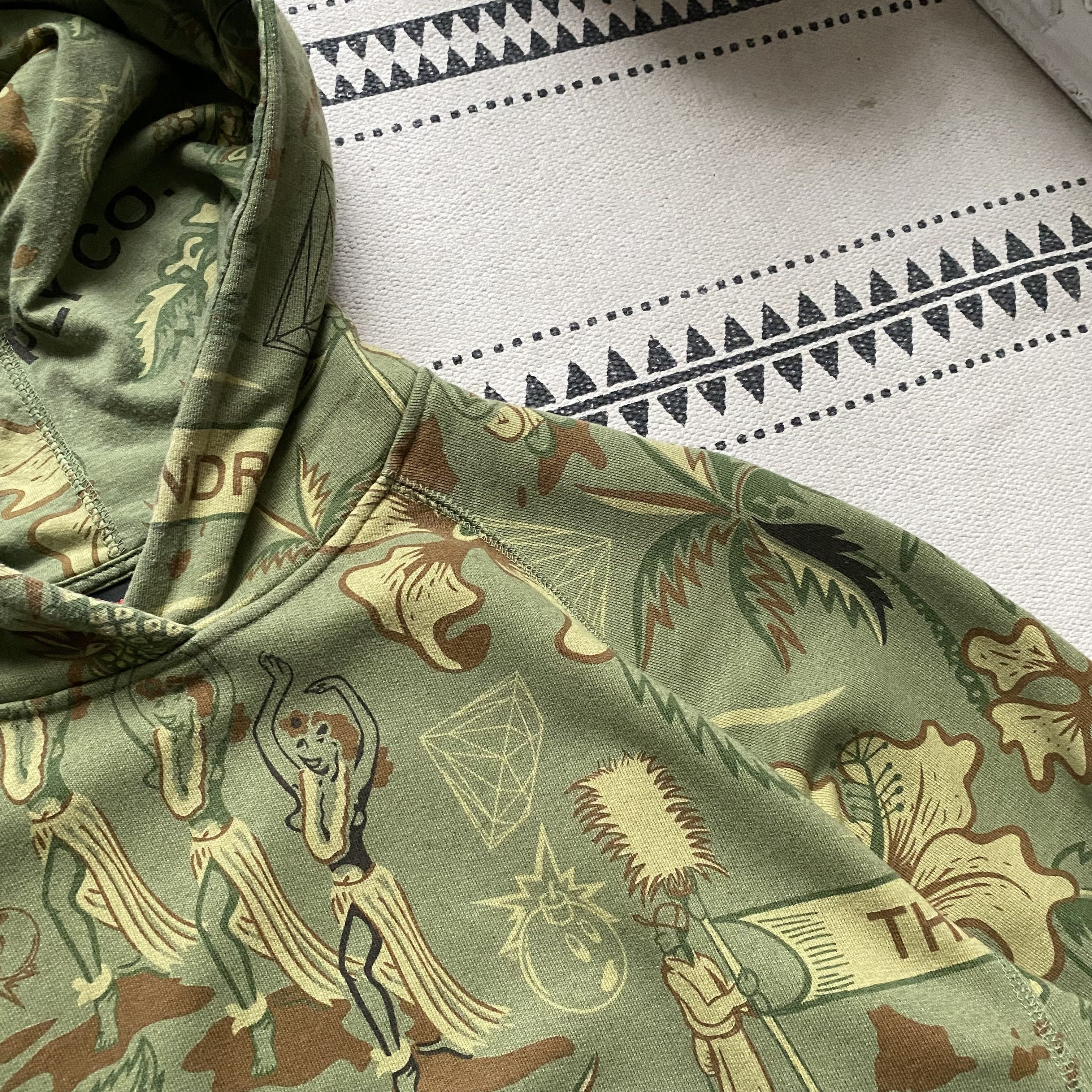The Hundreds 💣The Hundreds Diamond Supply hoodie Hawai Print surf style Size US M / EU 48-50 / 2 - 6 Thumbnail