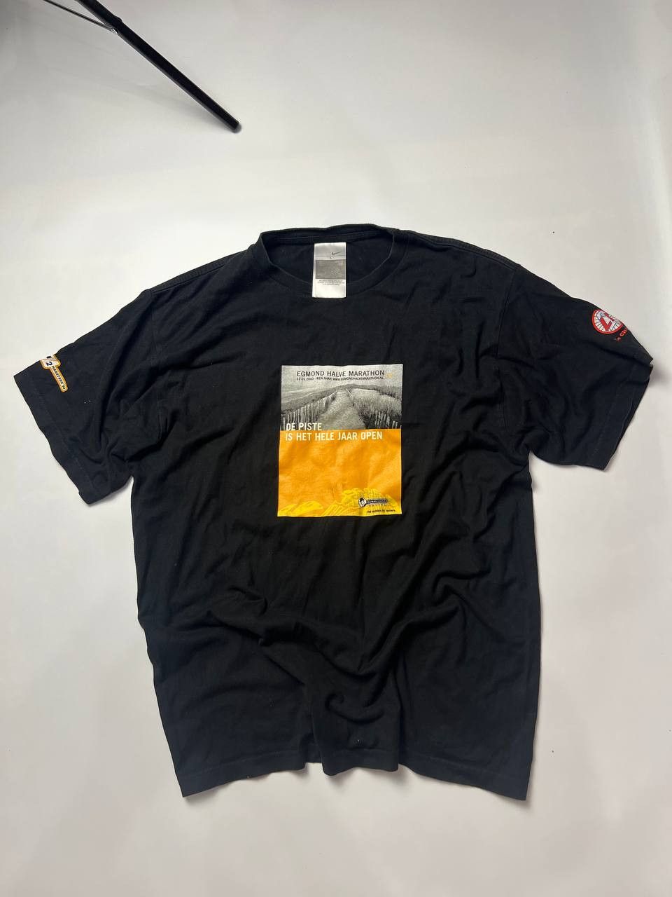 Nike 👕 Egmond Halve Marathon Tee — Black Graphic Edition Size US L / EU 52-54 / 3 - 1 Thumbnail