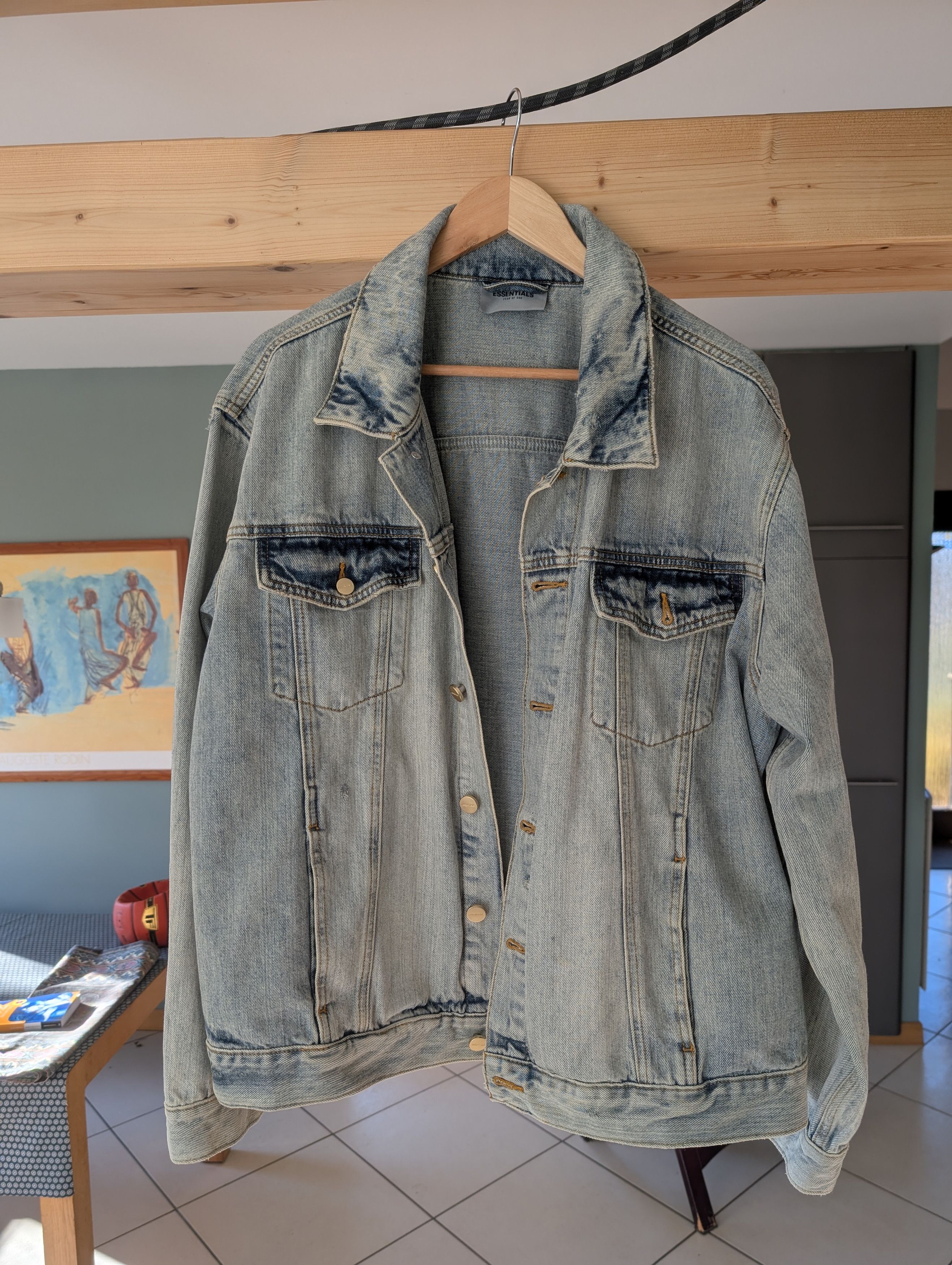 Fear of god essentials denim trucker jacket light indigo