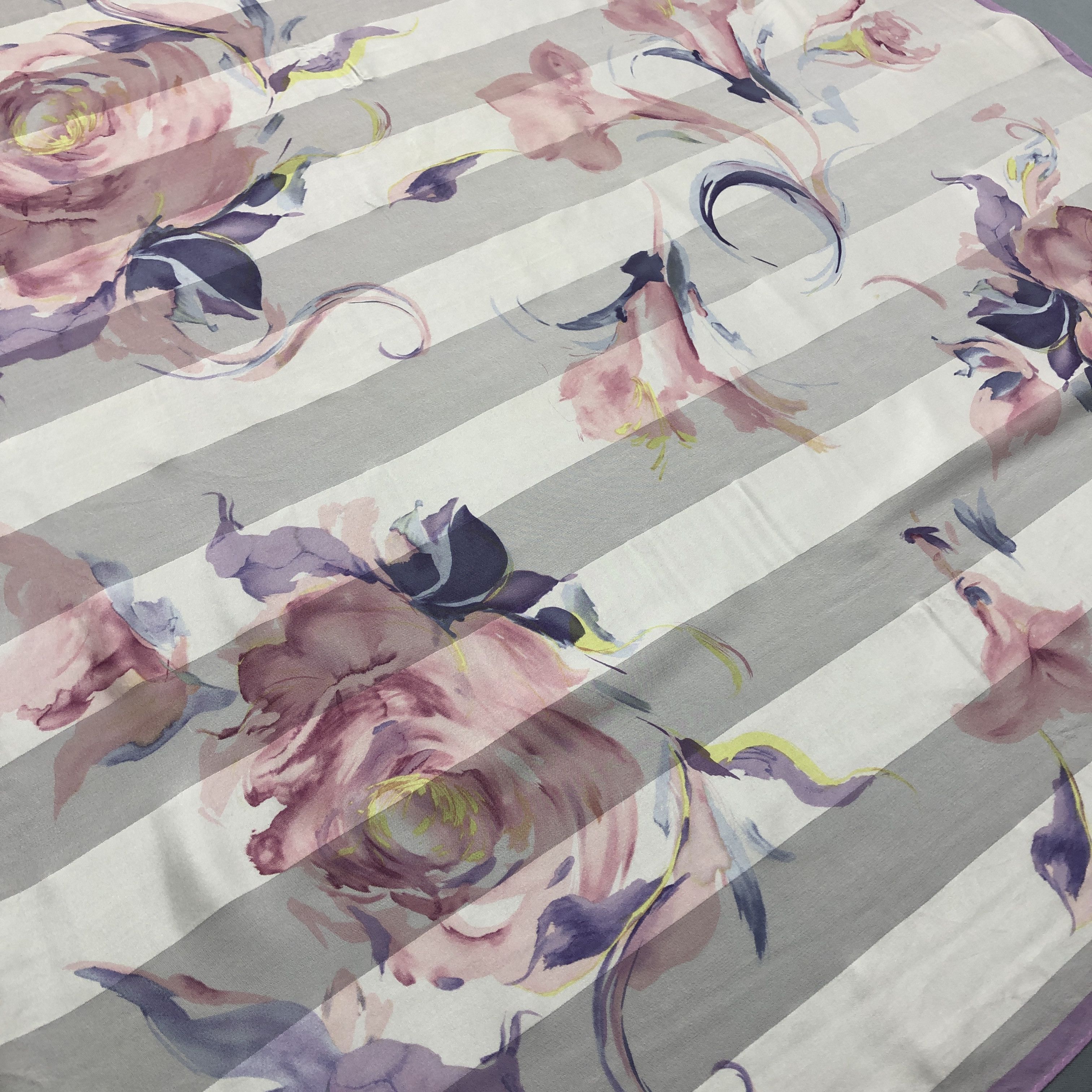 Designer × Vintage Vintage Basile SILK Scarf Twill Stole Wraps Scarves Size ONE SIZE - 2 Thumbnail