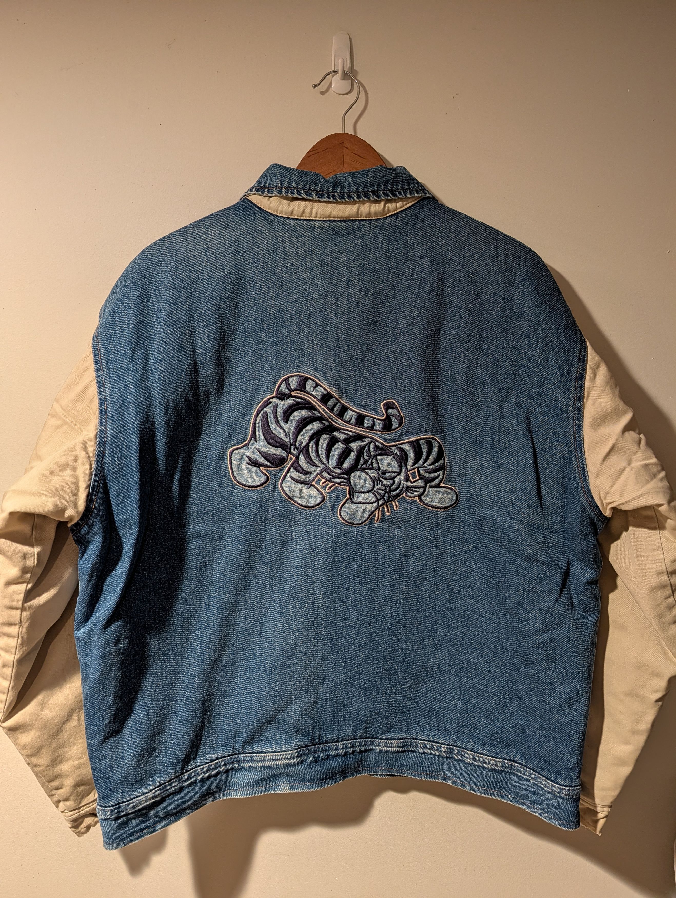 Disney Vintage 90s Disney Store Tigger Denim Varsity Bomber Jacket Size US M / EU 48-50 / 2 - 1 Thumbnail