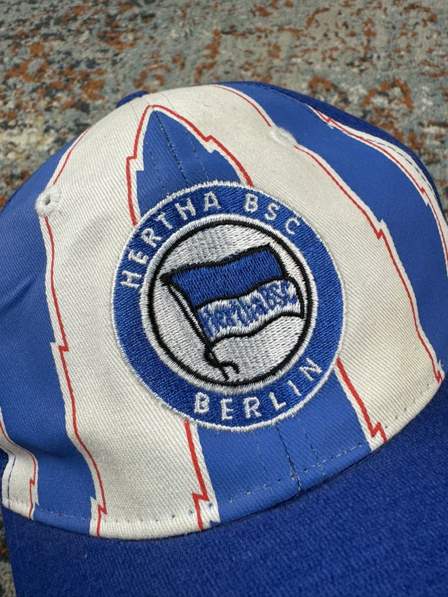 Other × Vintage Vintage 90s Hertha BSC Berlin football soccer blokecore hat Size ONE SIZE - 6 Thumbnail