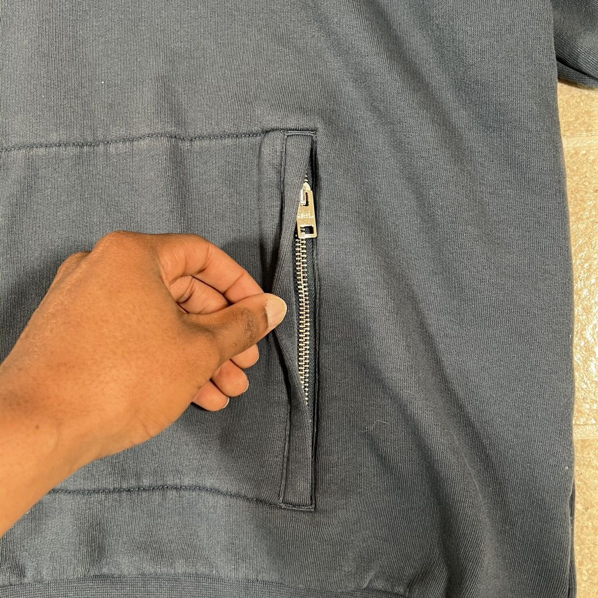 Club Monaco Club Monaco Washed Blue Pullover Hoodie Zipper Pocket Sz L Size US L / EU 52-54 / 3 - 5 Thumbnail