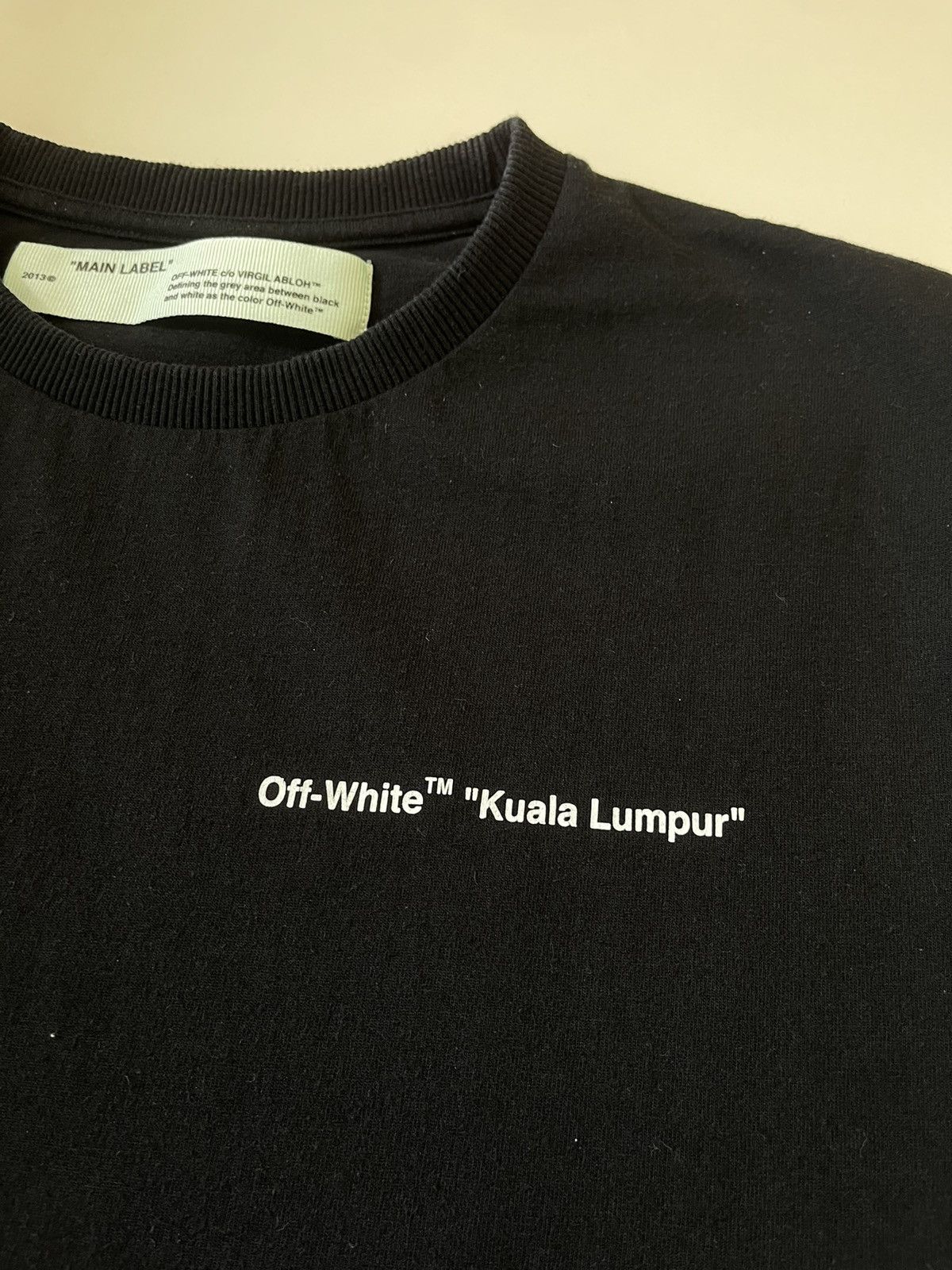 Off-White Off White X Kuala Lumpur Exclusive Starhill Gallery Size US M / EU 48-50 / 2 - 3 Thumbnail
