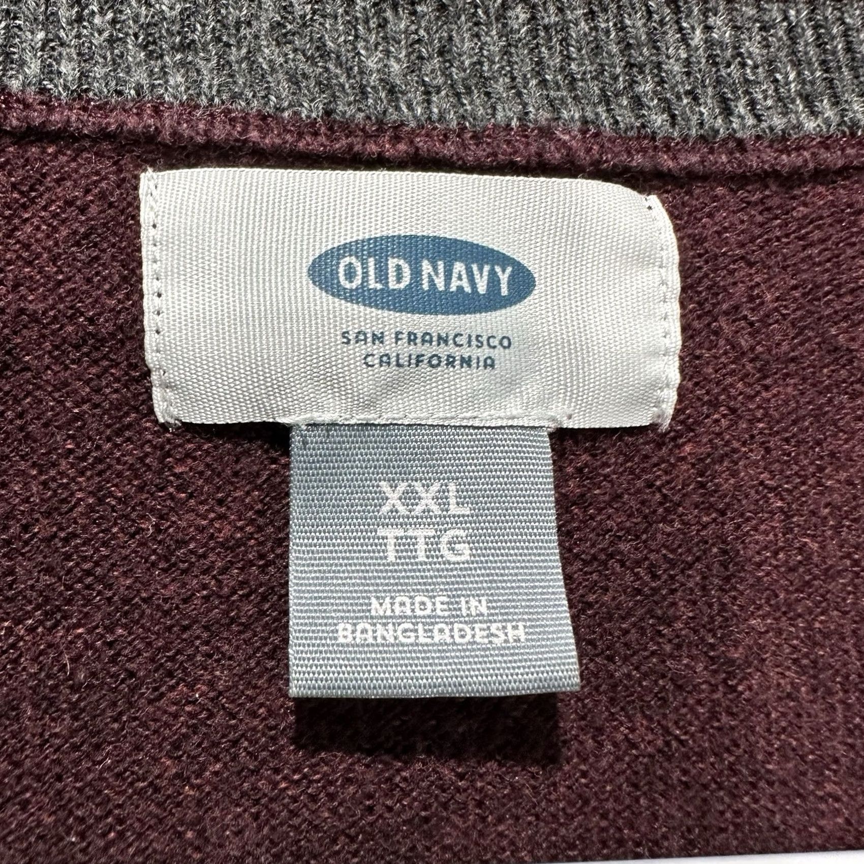 Old Navy Old Navy Sweater Mens 2XL Red Maroon Neck Long Sleeve Lightweight Cotton Blend Size US XXL / EU 58 / 5 - 4 Thumbnail
