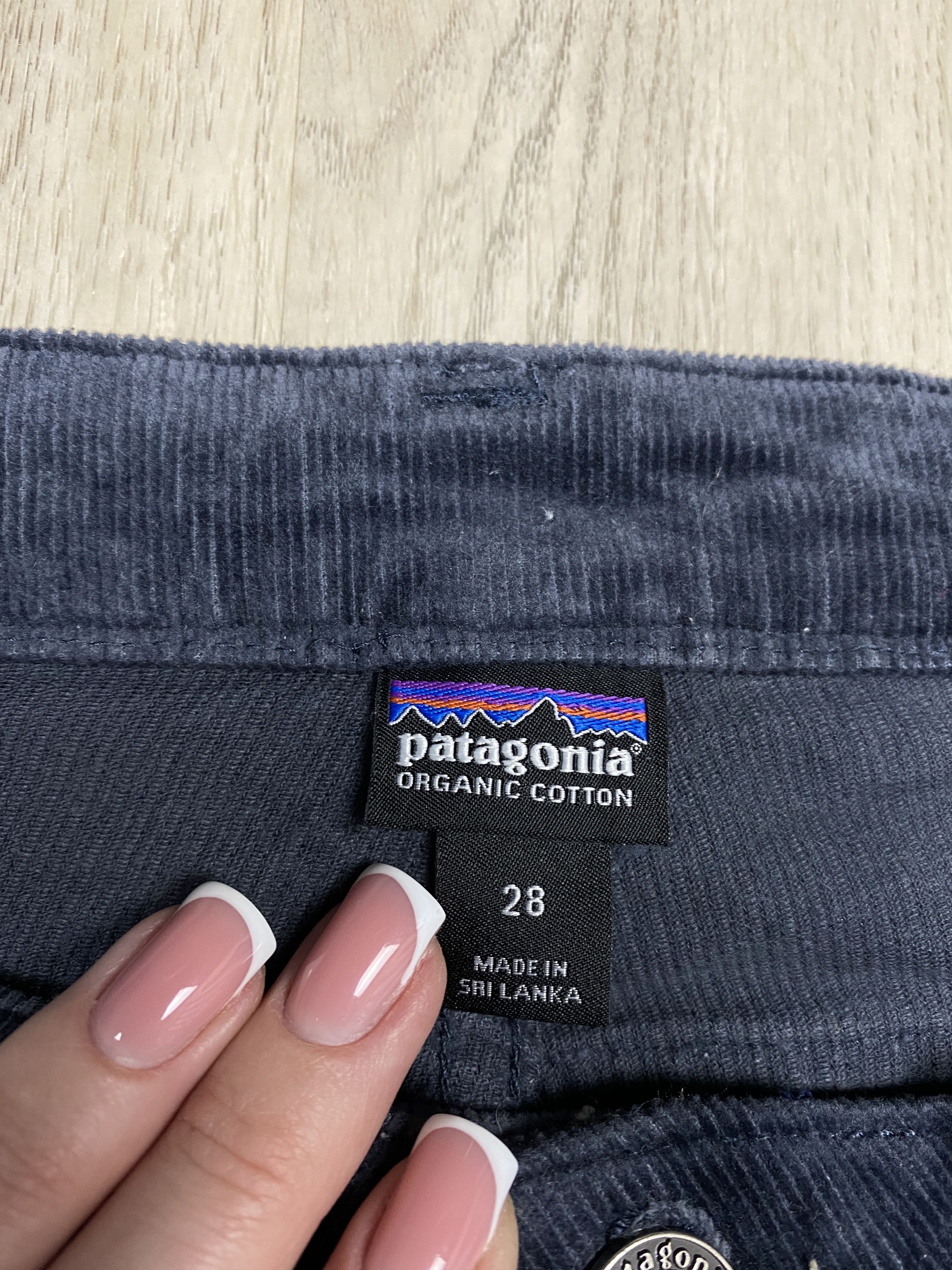 Patagonia Patagonia Vintage Womens Corduroy Denim Pants Size 28" / US 6 / IT 42 - 3 Thumbnail