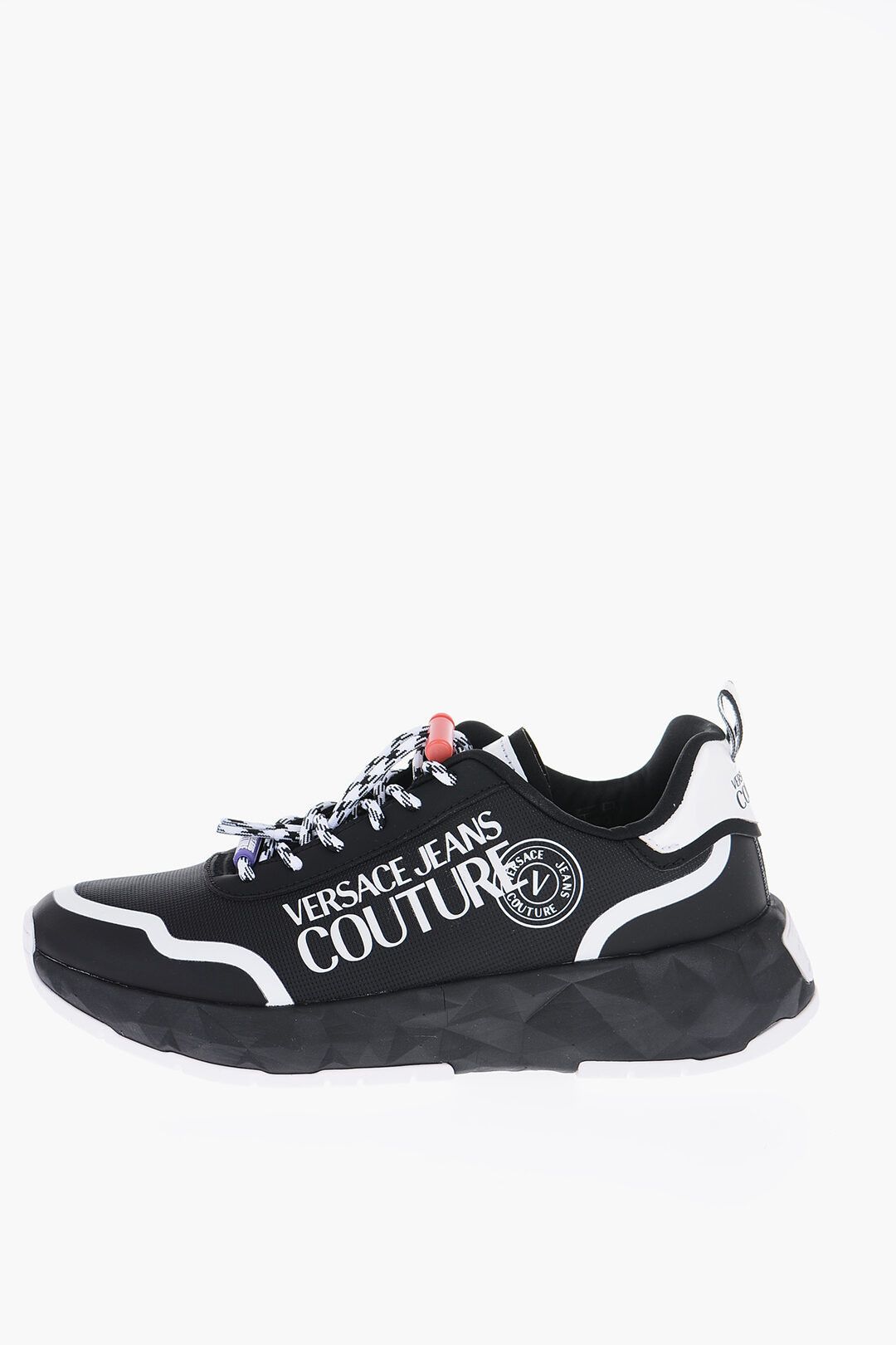 og1mm0823 Low-Top Sneakers in Black