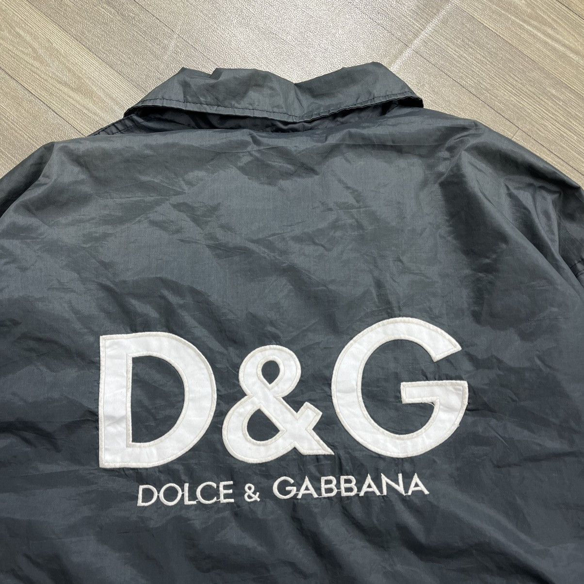 Dolce & Gabbana Vintage Dolce & Cabbana Spell Out Big Logo Coach Jacket Size US L / EU 52-54 / 3 - 3 Thumbnail