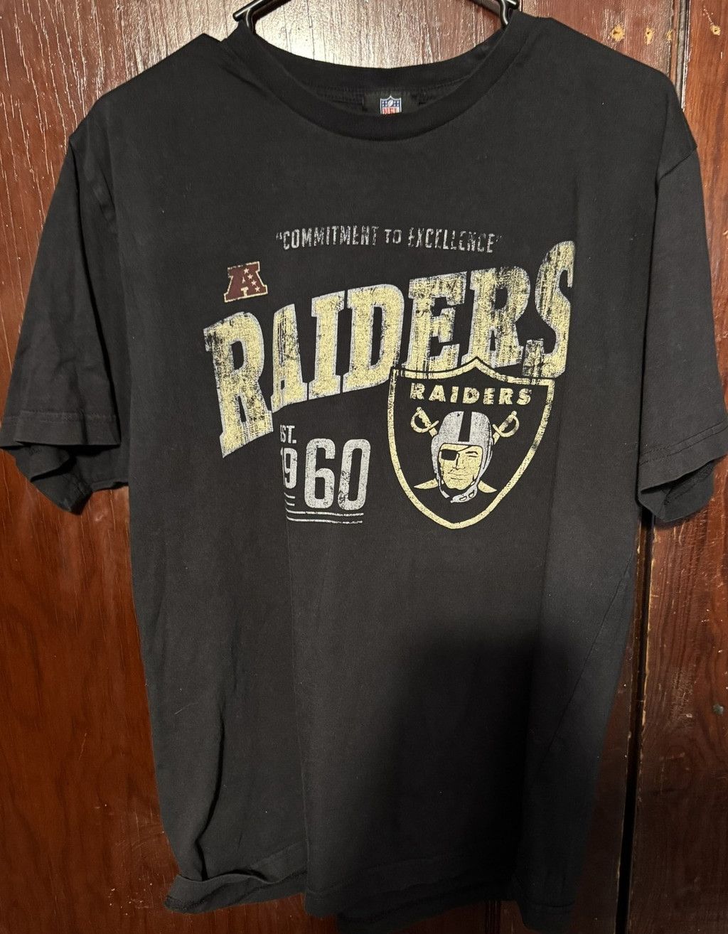 The Unbranded Brand Las Vegas Oakland LA Raiders NFL Black Tee Men sz L (?) Size US XL / EU 56 / 4 - 1 Thumbnail