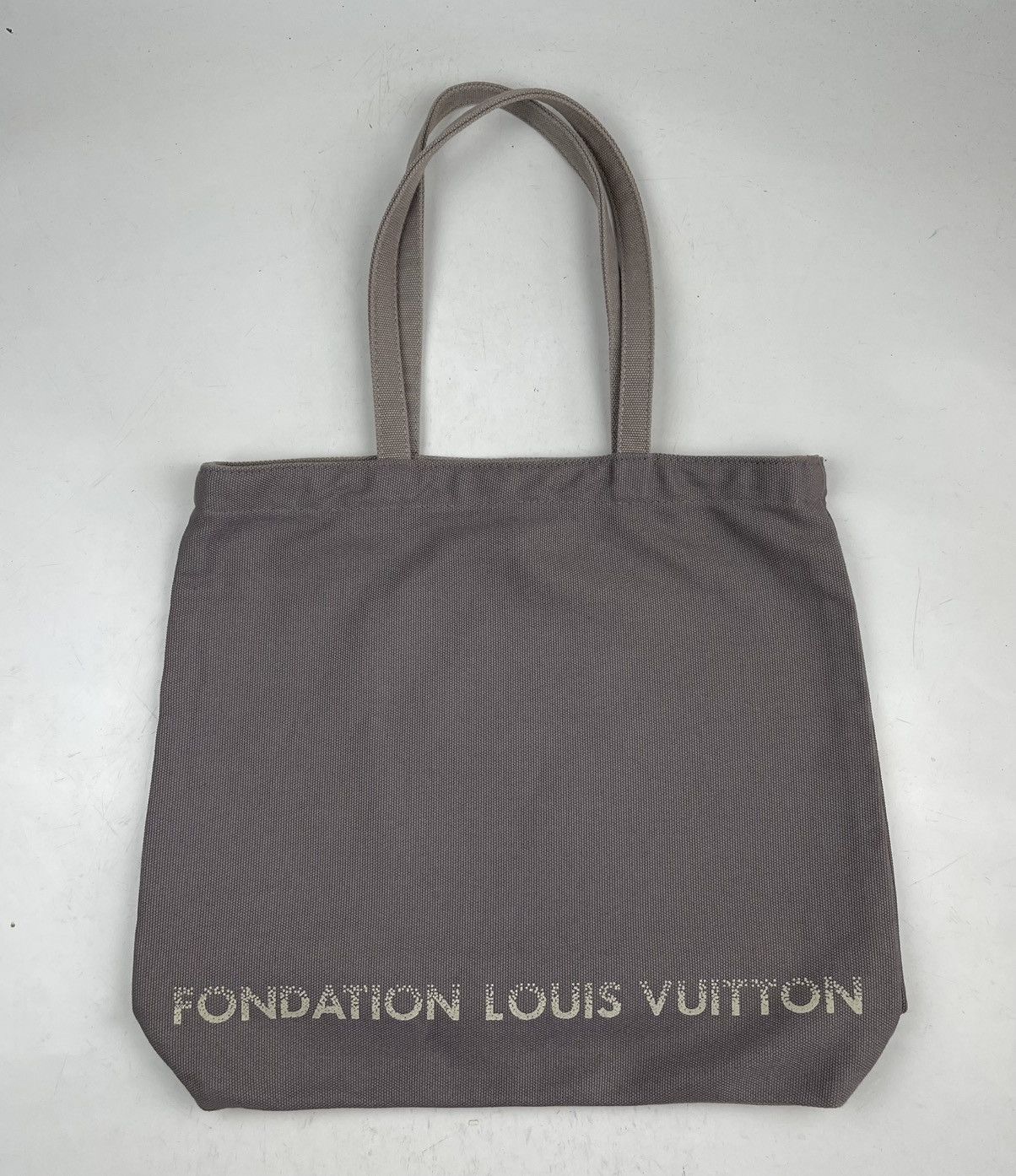 Louis Vuitton fondation louis vuitton tote bag tc39 Size ONE SIZE - 1 Thumbnail