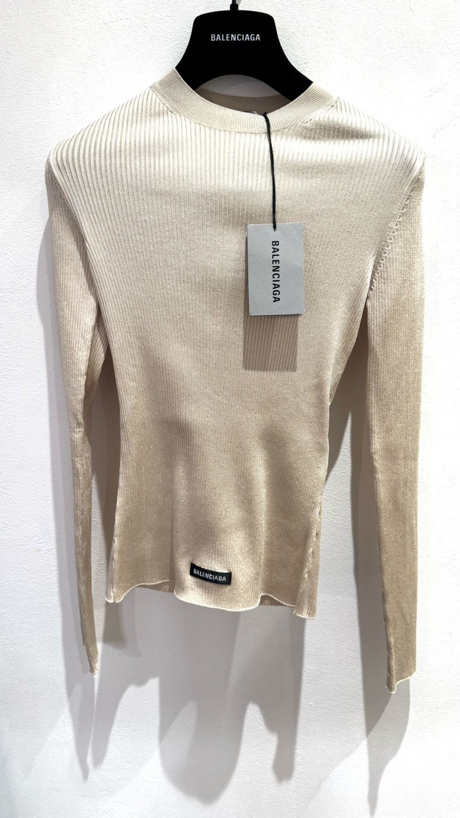 Balenciaga Balenciaga Ribbed Knit Sweater in Beige Size M / US 6-8 / IT 42-44 - 1 Thumbnail