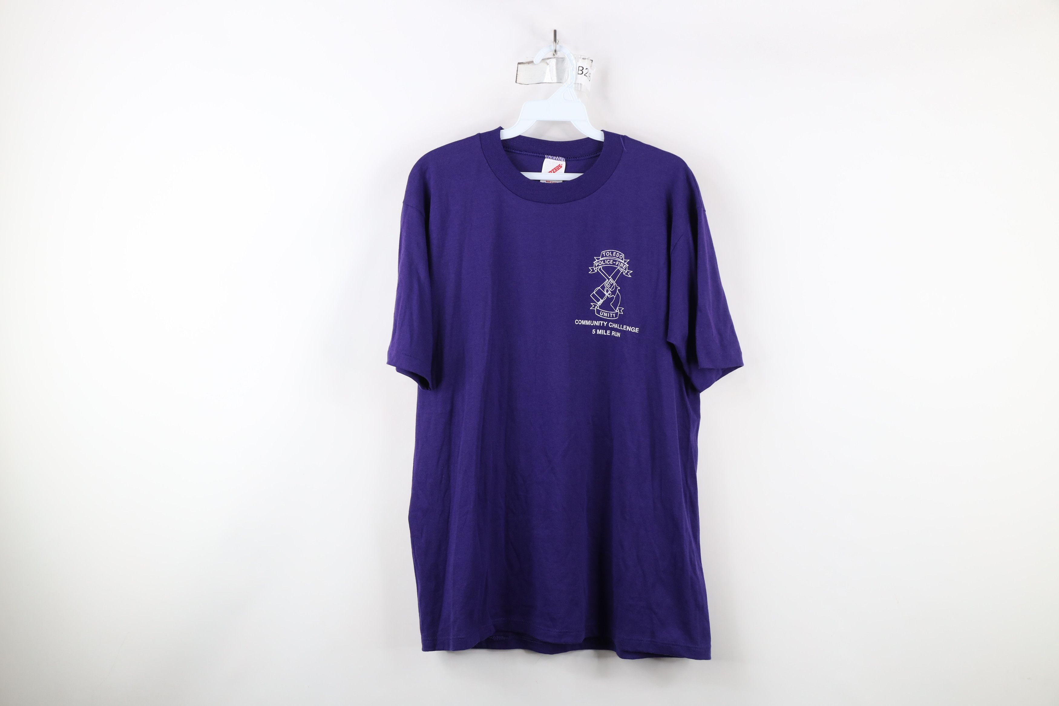 Vintage Vintage 90s Toledo Fire 5 Mile Run Road Race T-Shirt USA Size US L / EU 52-54 / 3 - 1 Thumbnail