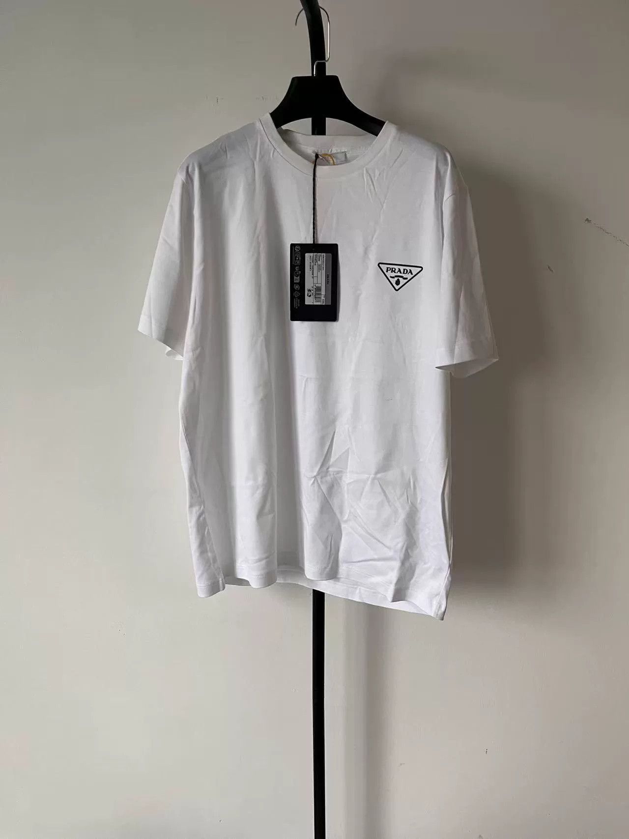 Prada PRADA Men's Short Sleeve Logo Print T-Shirt Size US XXL / EU 58 / 5 - 1 Thumbnail