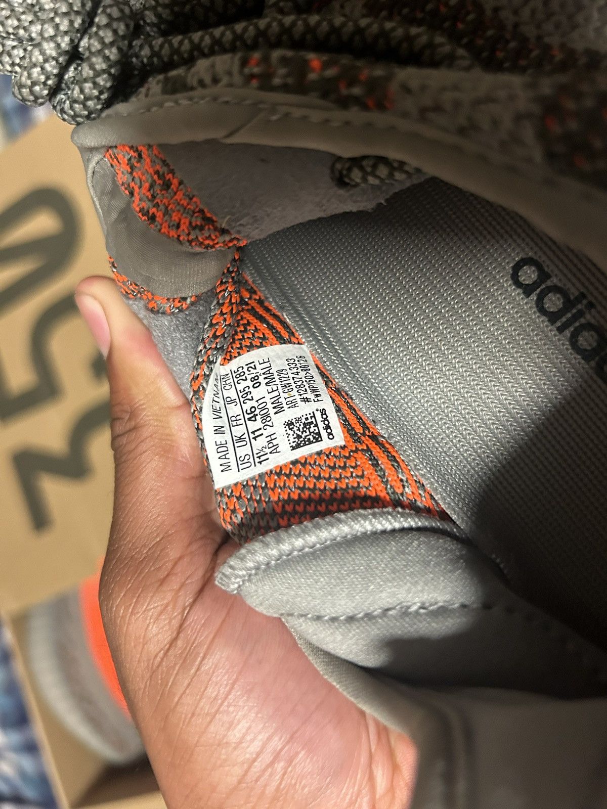 Yeezy Yeezy Boost 350 V2 Beluga Reflective Size US 11.5 / EU 44-45 - 8 Thumbnail