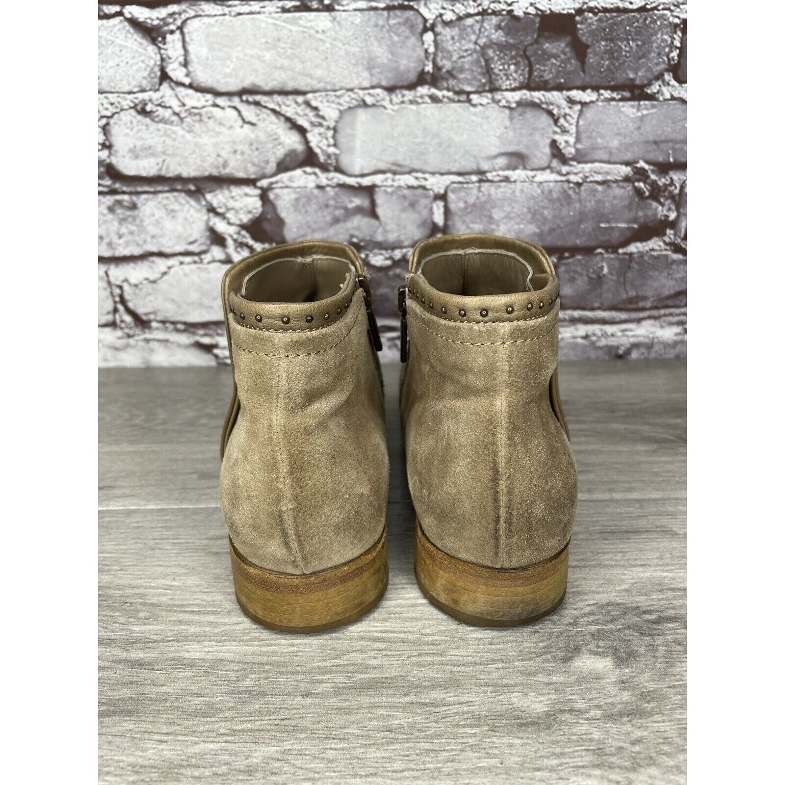 Other ITALEAU Tan Suede Leather Ankle Side Zipper Low Heel Boots W Size US 6.5 / IT 36.5 - 4 Thumbnail