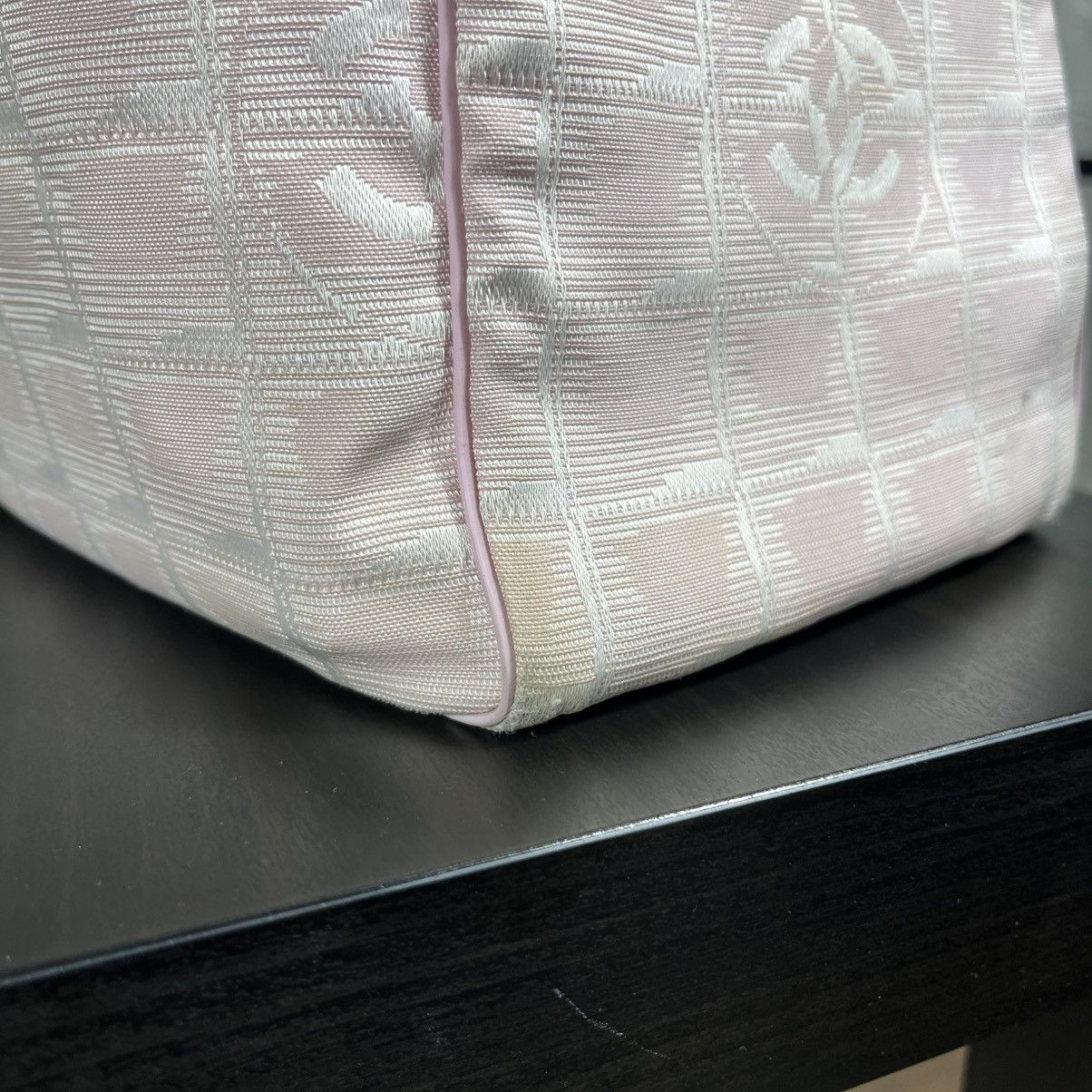 Chanel CHANEL ALIGNE PINK TRAVEL LINE NYLON TOTE BAG HAND BAG RARE Size ONE SIZE - 13 Thumbnail