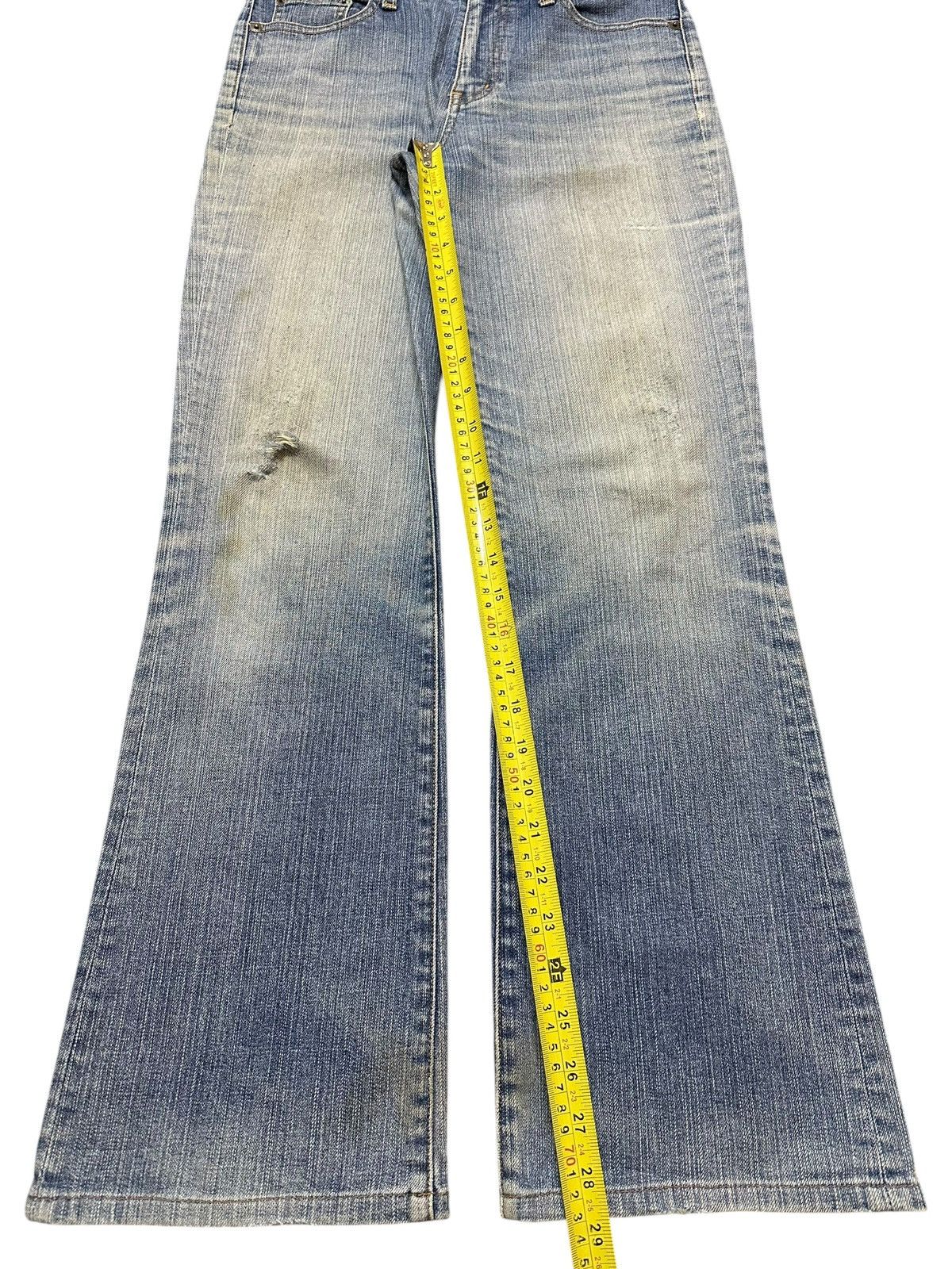 Uniqlo Vintage Japanese Uniqlo Blue Faded Wash Style Wide Leg Jeans Size US 28 / EU 44 - 13 Thumbnail