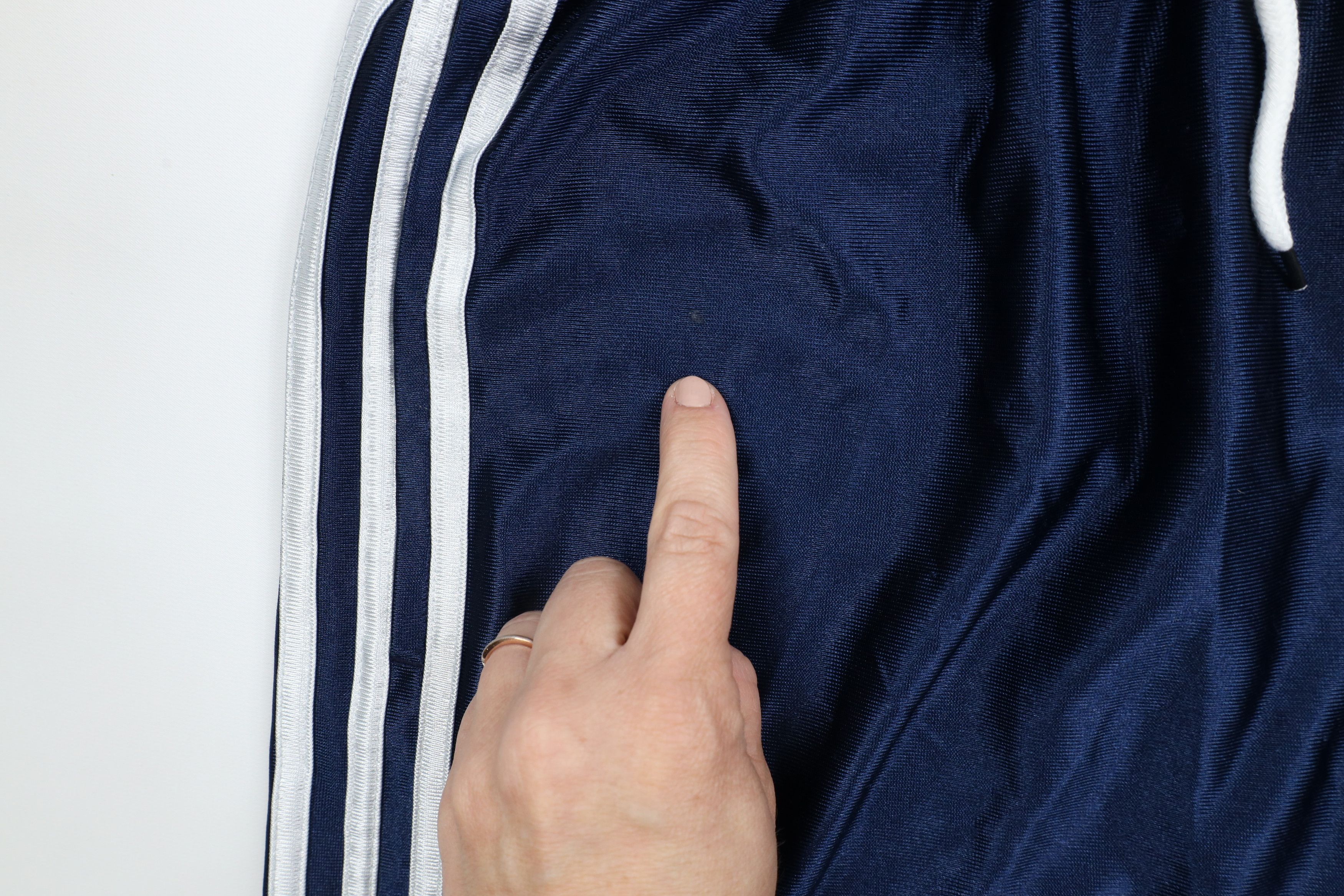 Adidas × Vintage Vintage Adidas Striped Gym Basketball Shorts Blue Polyester Size US 32 / EU 48 - 6 Thumbnail