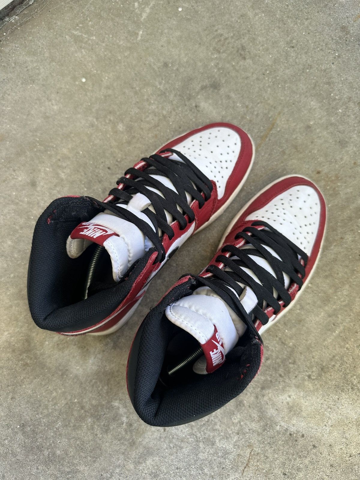 Jordan Brand Nike Air Jordan 1 Retro OG Chicago 2015 size 8 Size US 8 / EU 41 - 3 Thumbnail
