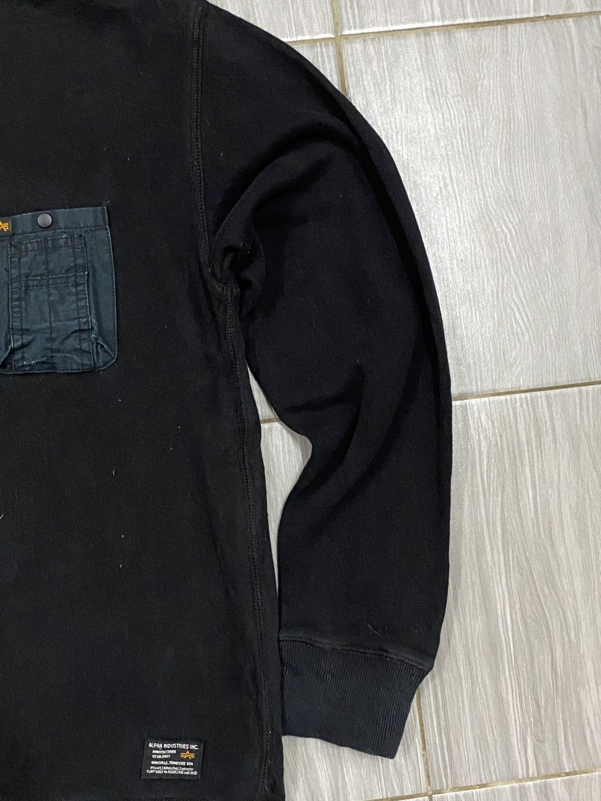 Alpha Industries Vintage Alpha Industries Black Sweatshirt Size US XL / EU 56 / 4 - 4 Thumbnail