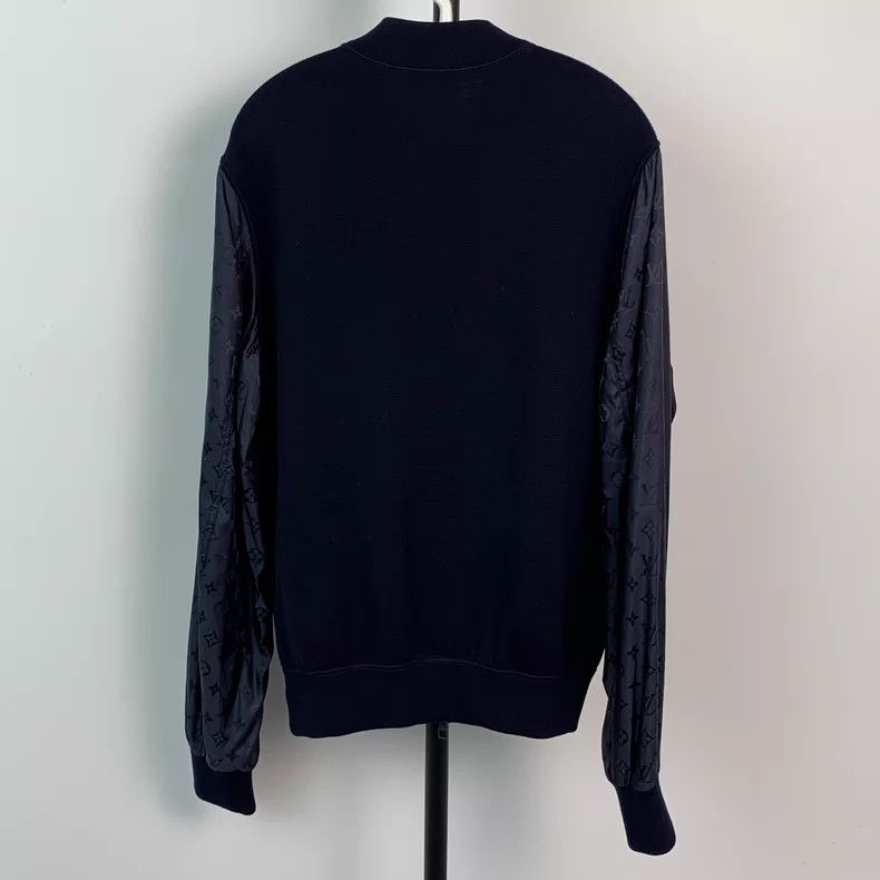 Louis Vuitton Louis Vuitton Arm silk presbyopic logo dark blue jacket Size US M / EU 48-50 / 2 - 2 Thumbnail