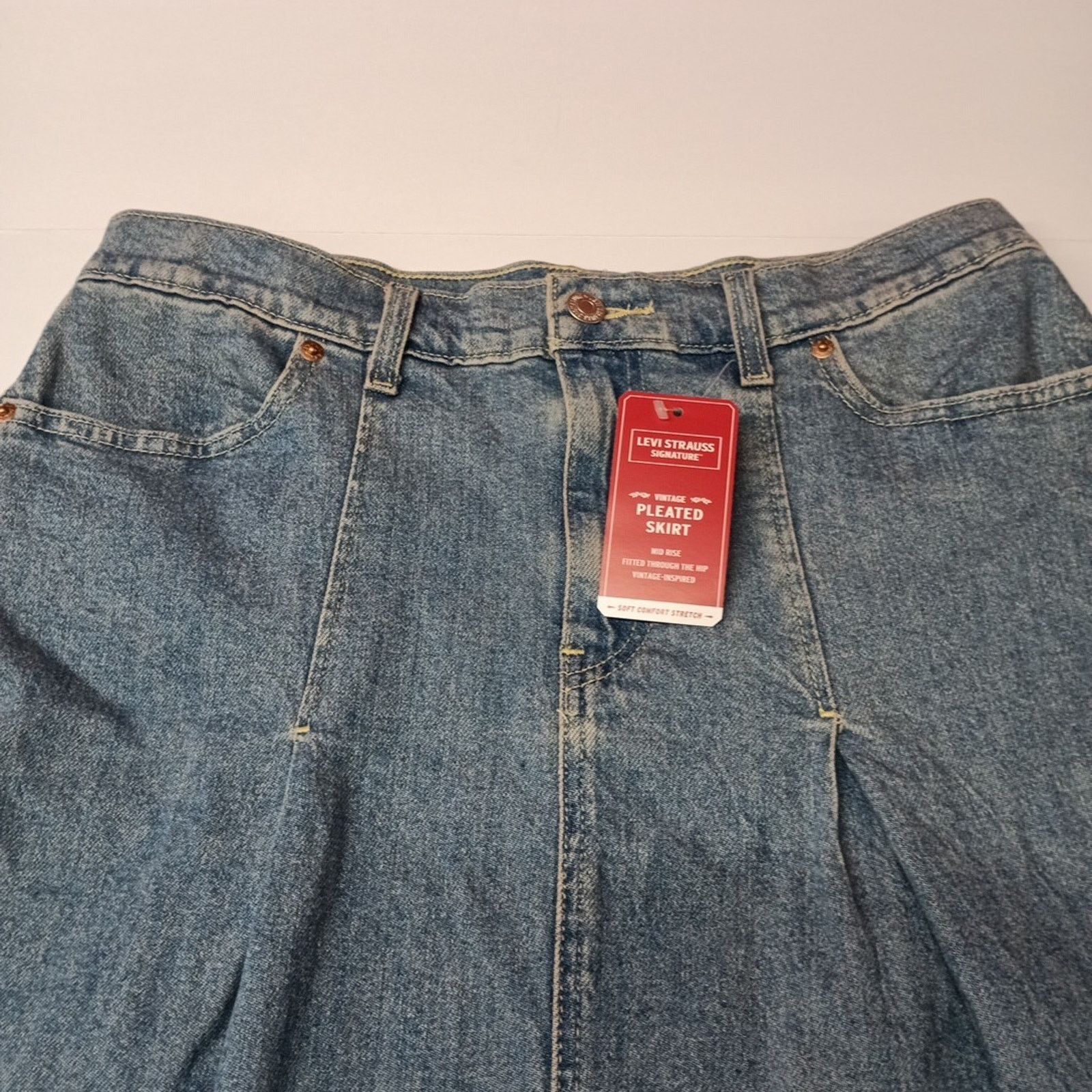 Levi's Levi Strauss Blue Denim Pleated Skirt Women's Size 8 W29 Size 30" / US 8 / IT 44 - 4 Thumbnail
