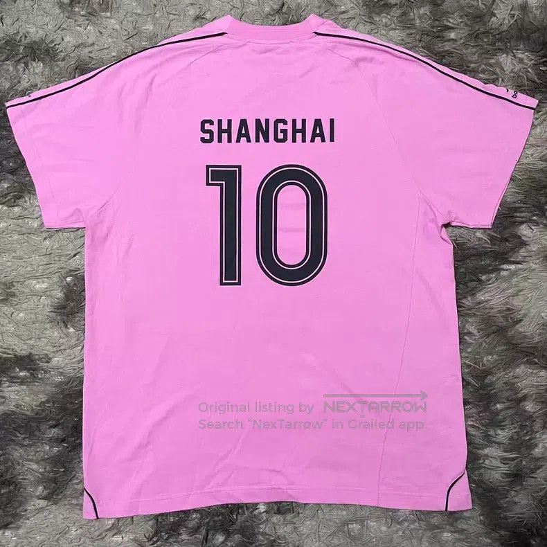 Balenciaga Balenciaga Manchester United Short Sleeve Pink Size US M / EU 48-50 / 2 - 2 Thumbnail