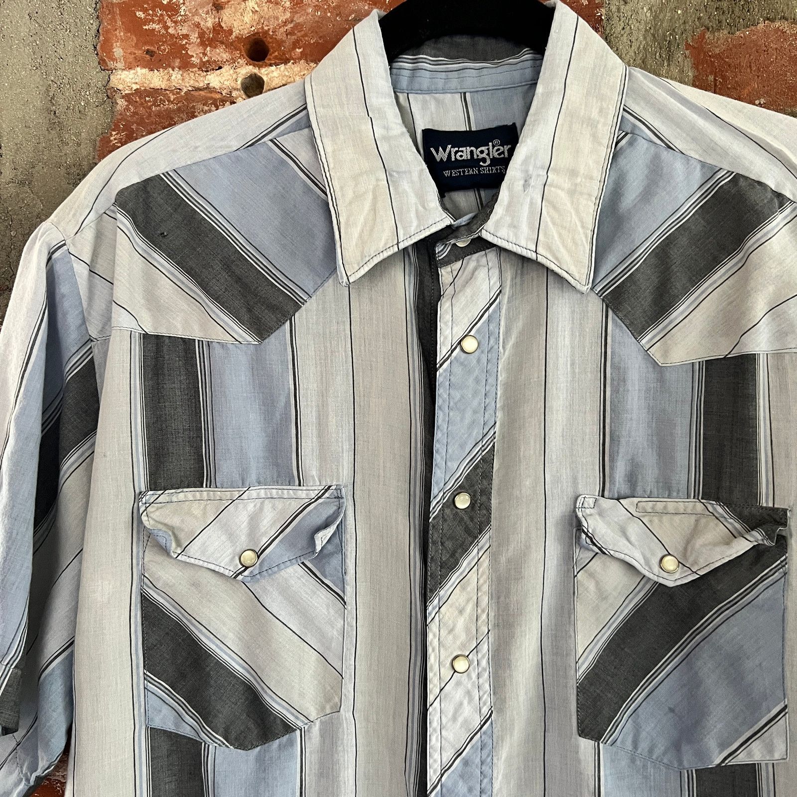 Wrangler VTG Wrangler Men's SS Western Pearl Snap Shirt L 23x29 Size US L / EU 52-54 / 3 - 1 Thumbnail