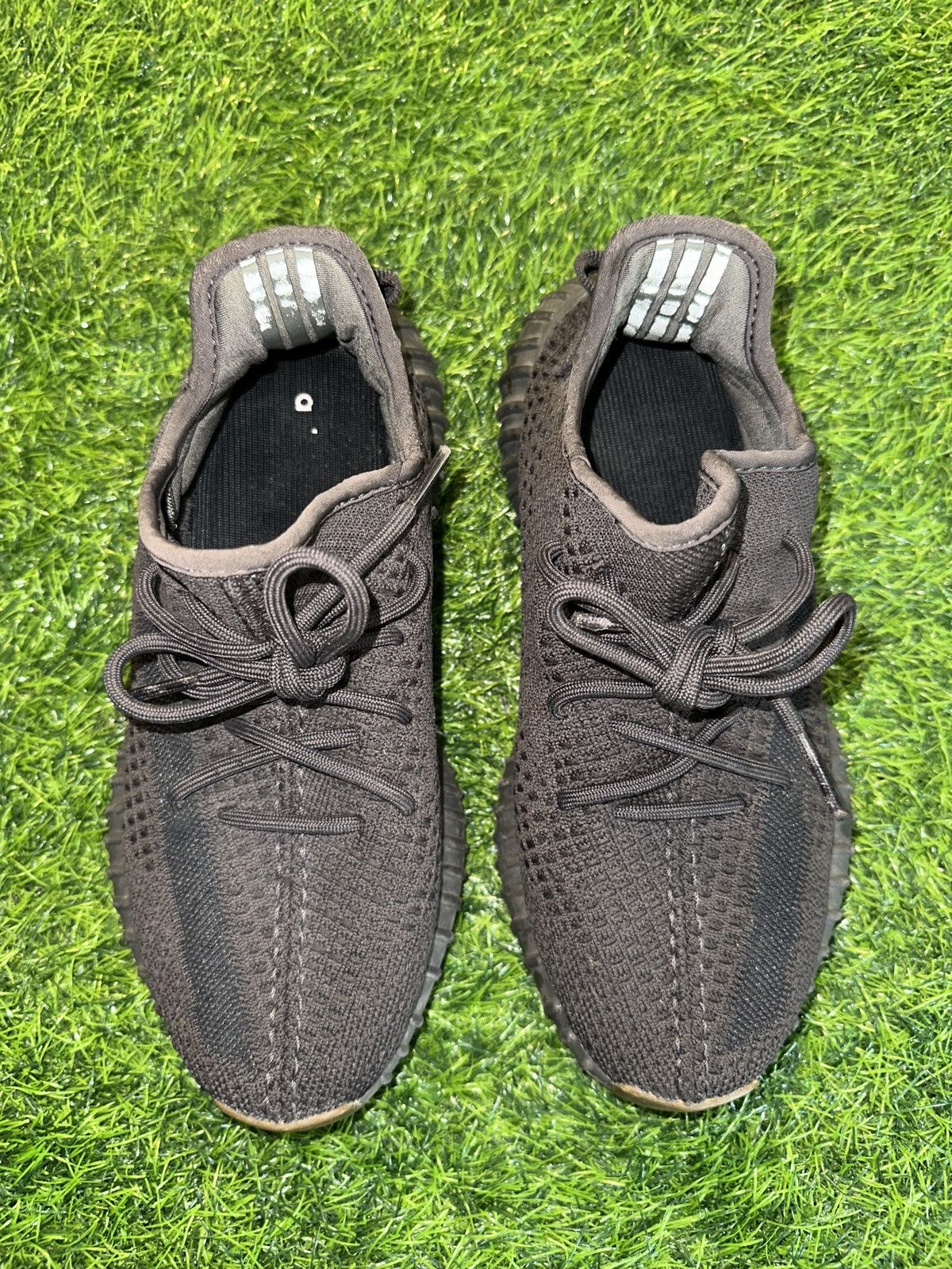 Yeezy Adidas yeezy kanye west 350 v2 black non reflective size 8 Size US 8 / EU 41 - 3 Thumbnail