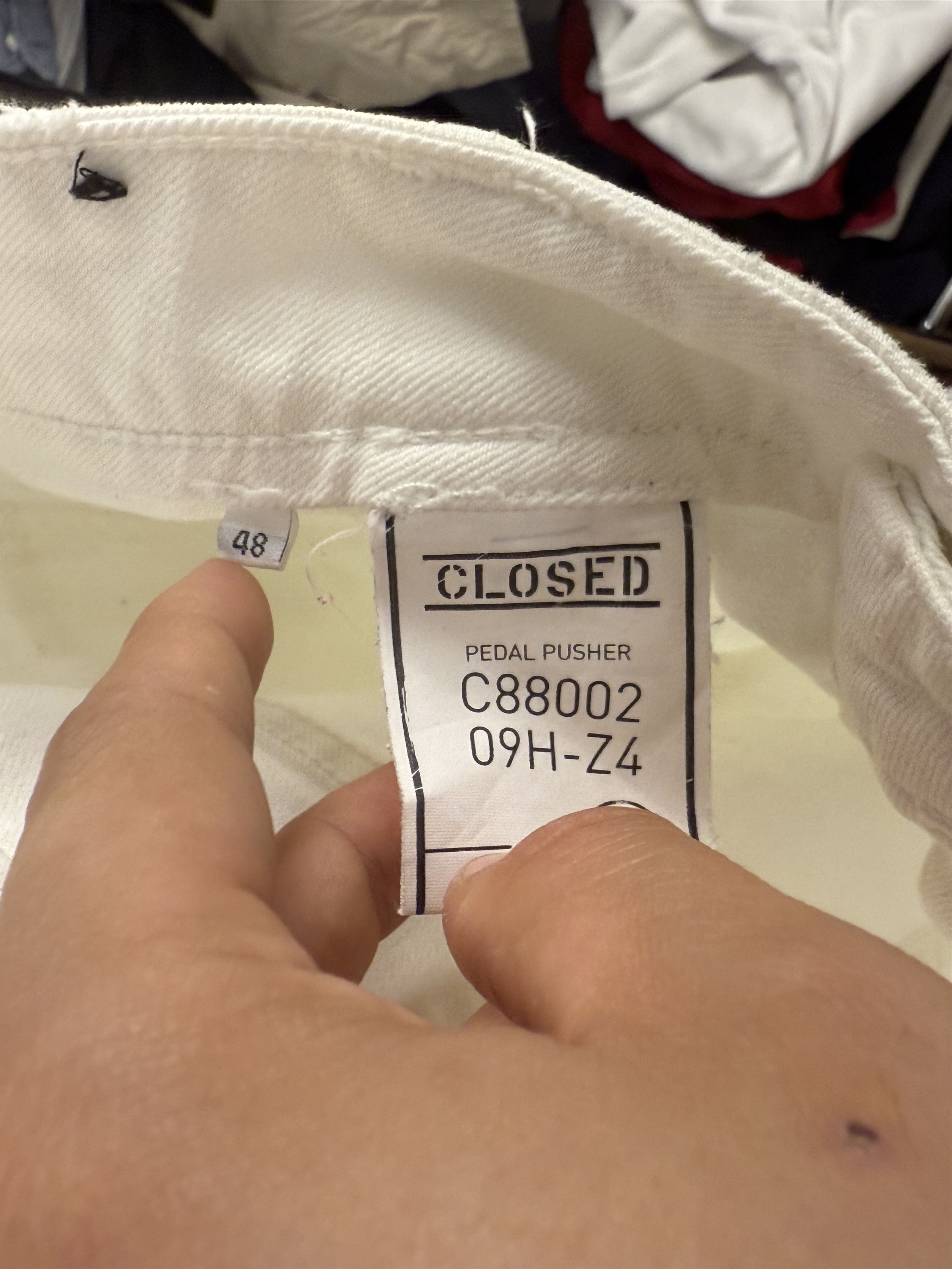 CLOSED MFG Girbaud Closed Pedal Pusher jeans Size 34" / US 12 / IT 48 - 7 Thumbnail