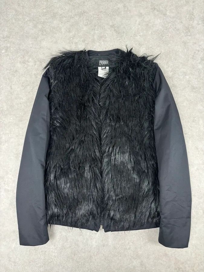 Gianfranco Ferre 2000s Gianfranco Ferré Black Faux Fur Zip-up Jacket Size US M / EU 48-50 / 2 - 1 Thumbnail