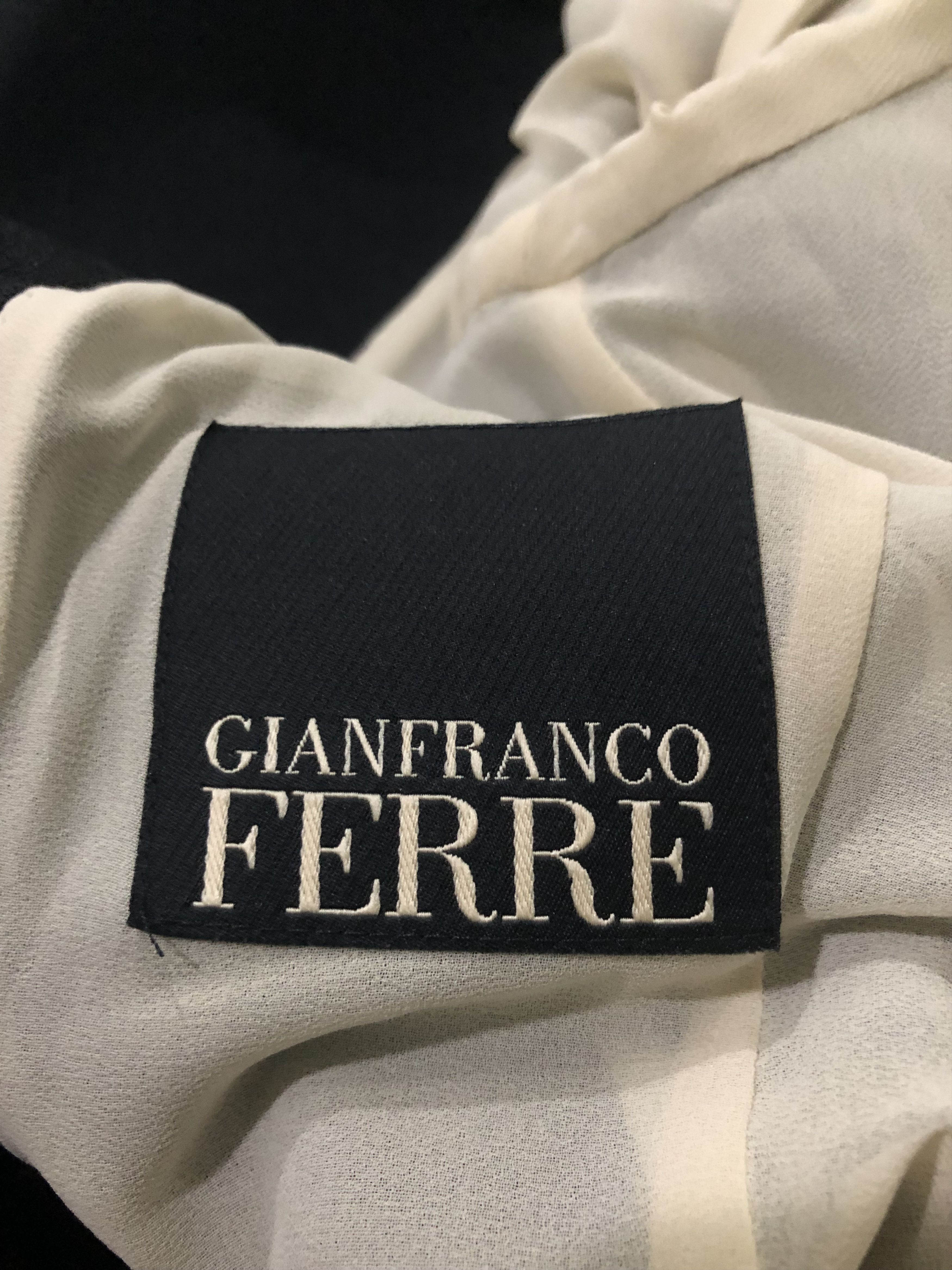 Gianfranco Ferre Luxury Italian Designer Blazer by Gianfranco Ferré Size S / US 4 / IT 40 - 4 Thumbnail