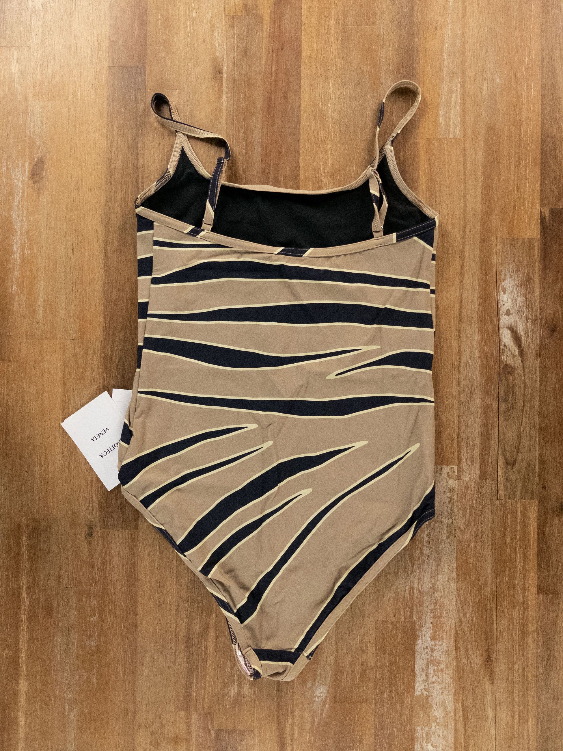 Bottega Veneta BOTTEGA VENETA beige animal print swimsuit Size Medium 6 US Size 28" / US 6 / IT 42 - 4 Thumbnail