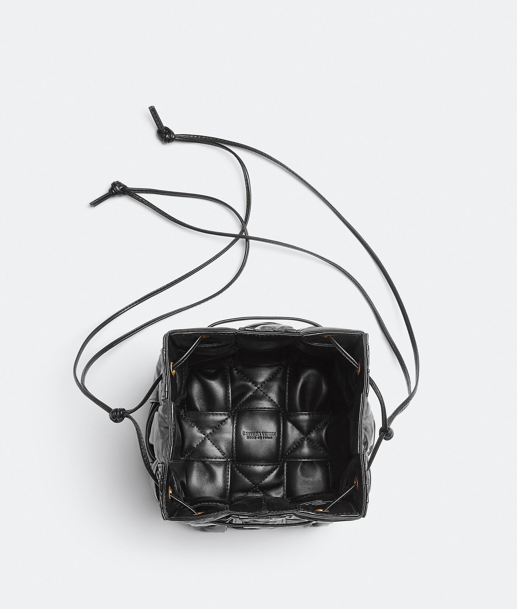 Bottega Veneta o1n1vont0325 Size: OS / Small Cassette Bucket Bag in Black Size ONE SIZE - 3 Thumbnail